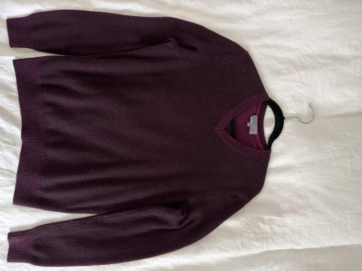 Vince Vince Burgundy Cashmere V-Neck Sweater Size US M / EU 48-50 / 2 - 3 Thumbnail