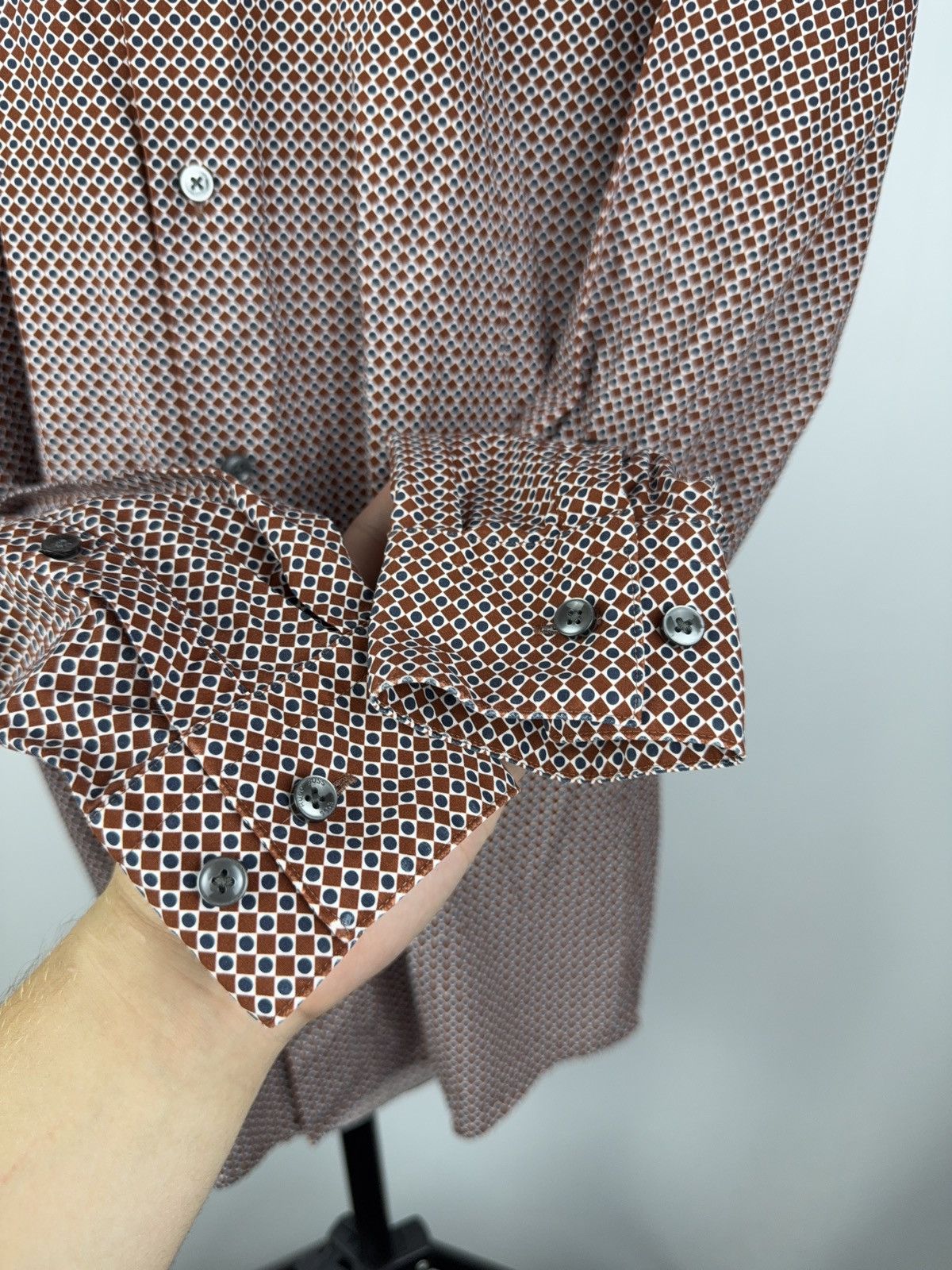 Hugo Boss Vintage Retro dot pattern Hugo Boss Designer Luxury Shirt Size US S / EU 44-46 / 1 - 5 Thumbnail