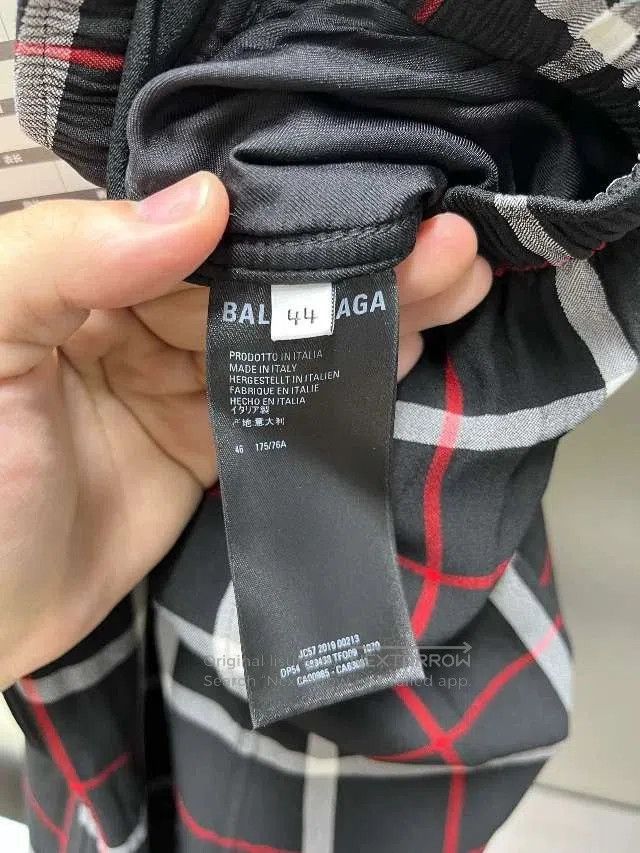 Balenciaga balenciaga black red check relaxation pants. Size US 28 / EU 44 - 4 Thumbnail