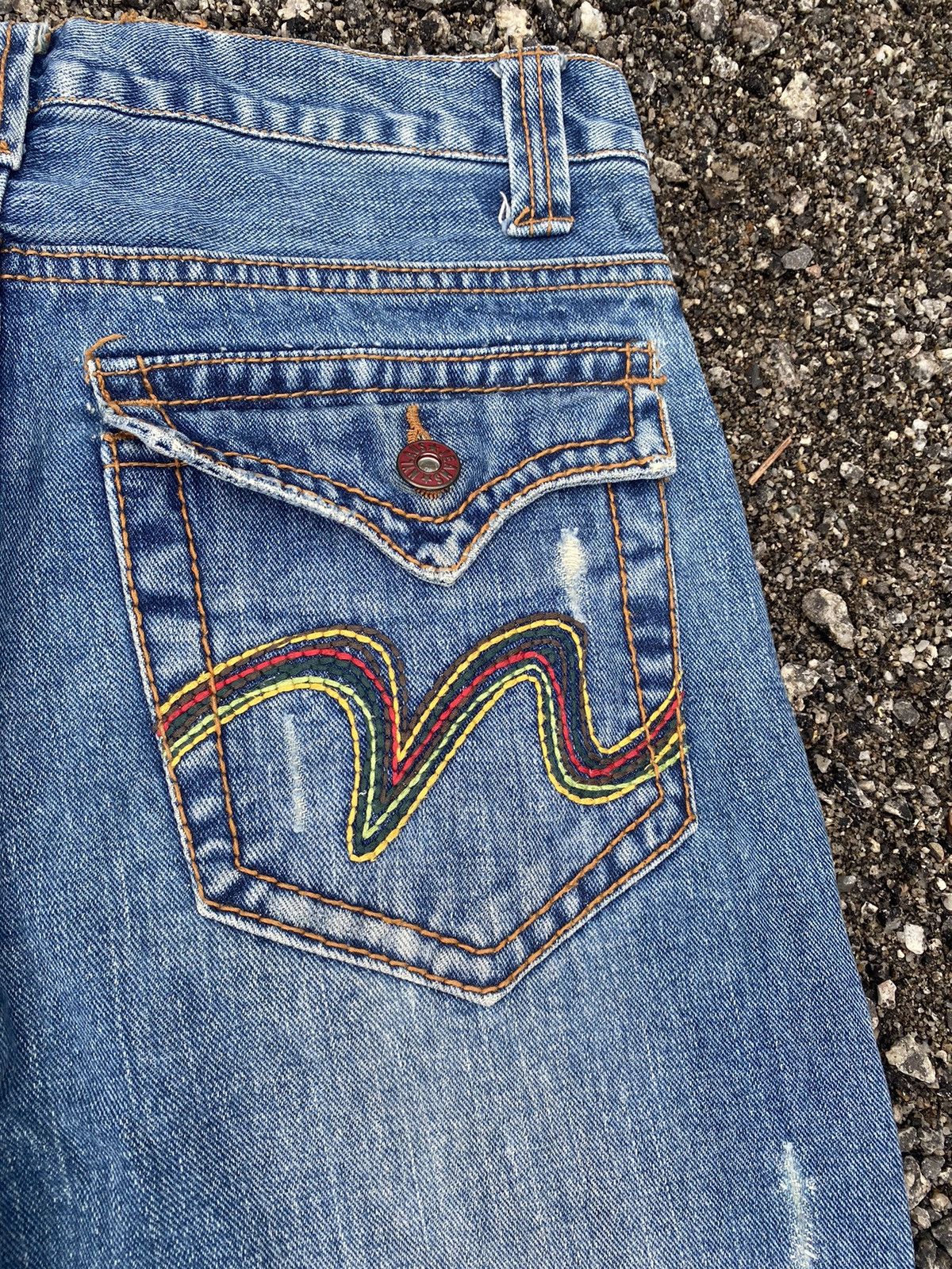 Japanese Brand Nylus Flared Distressed Size US 32 / EU 48 - 14 Thumbnail
