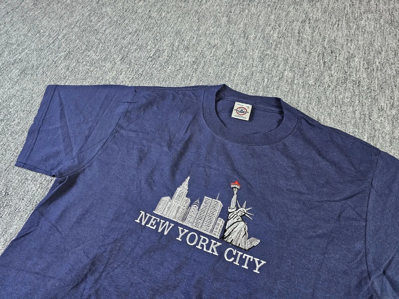 Delta Delta Pro Weight NYC Skyline Embroidered Tee Navy Vintage M Size US M / EU 48-50 / 2 - 4 Thumbnail