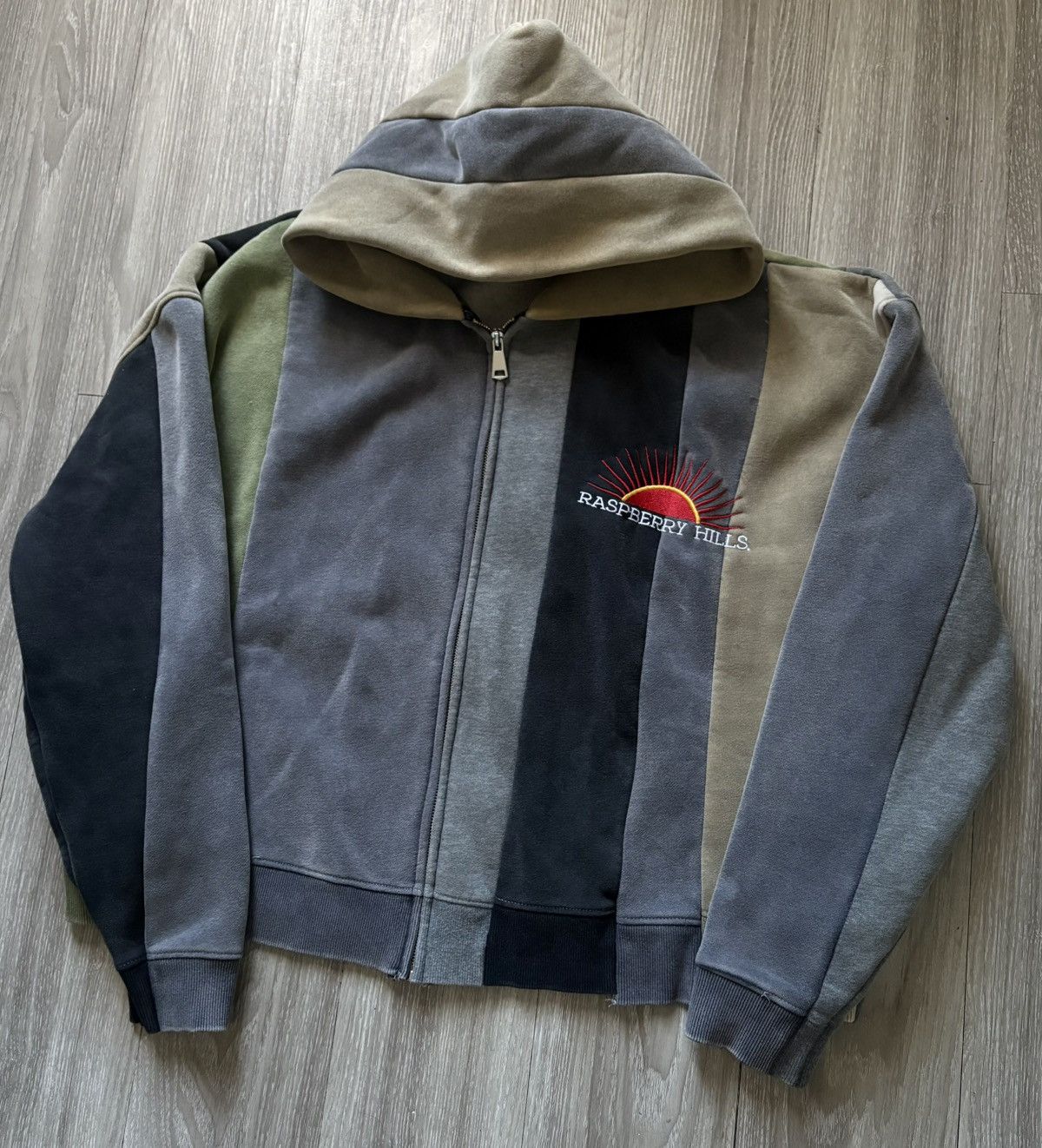 The GV Gallery Gv gallery bonsai hoodie | Grailed