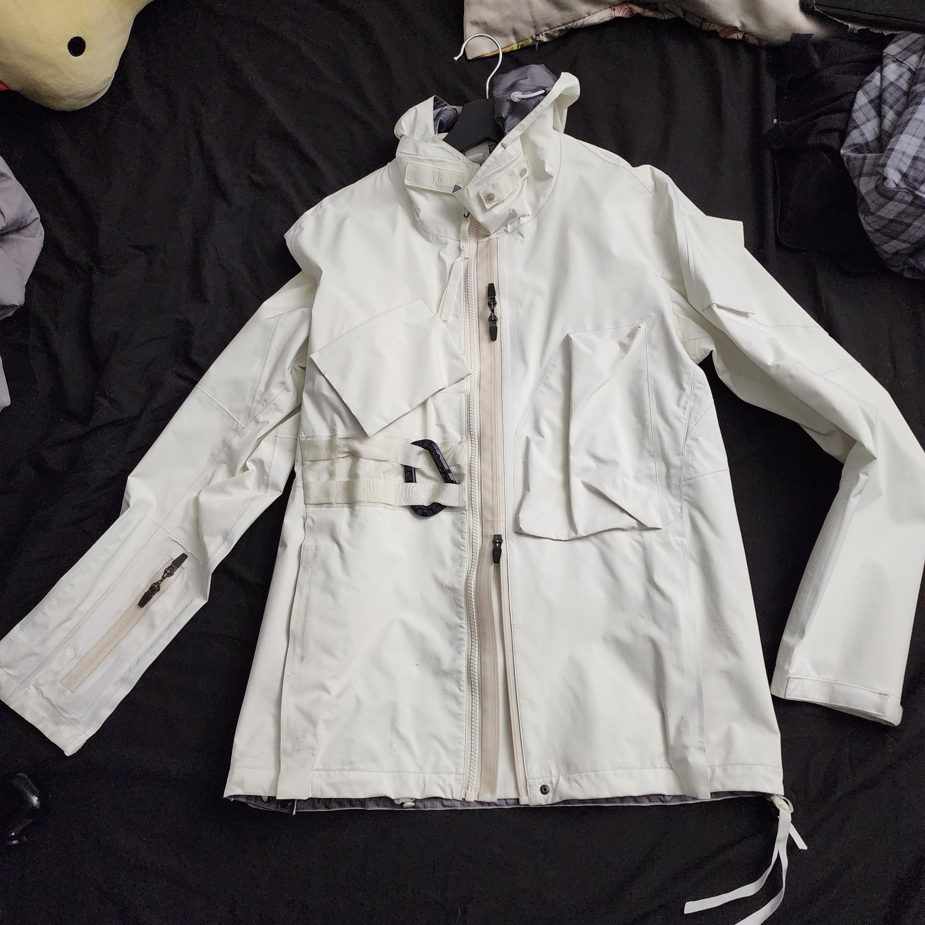 Acronym J47TS-GT-WHT Size US M / EU 48-50 / 2 - 2 Thumbnail