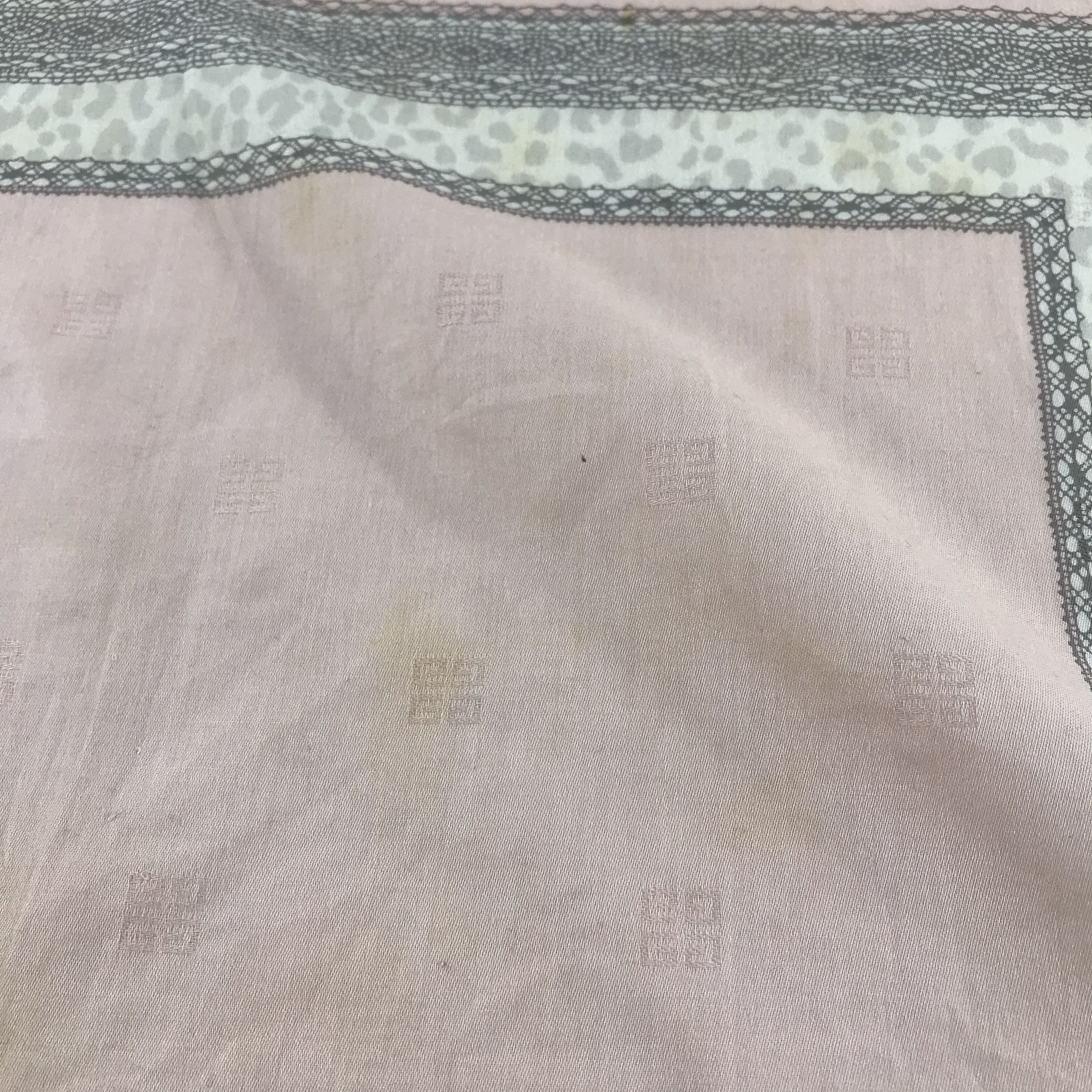 Vintage Vintage Givenchy Bandana / Handkerchief / Neckerchief -S1745 Size ONE SIZE - 3 Thumbnail