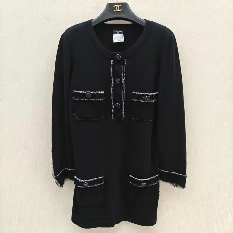 Chanel Chanel Black Wool Long Sleeve Dress 0089 Size M / US 6-8 / IT 42-44 - 1 Thumbnail
