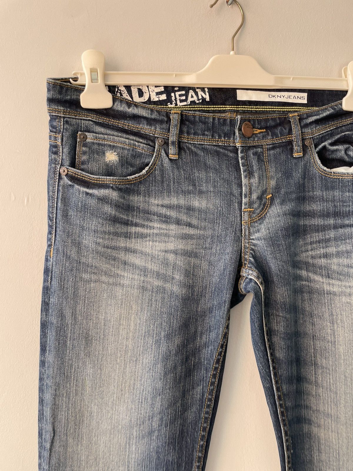 DKNY Dkny jean Size 28" / US 6 / IT 42 - 13 Thumbnail