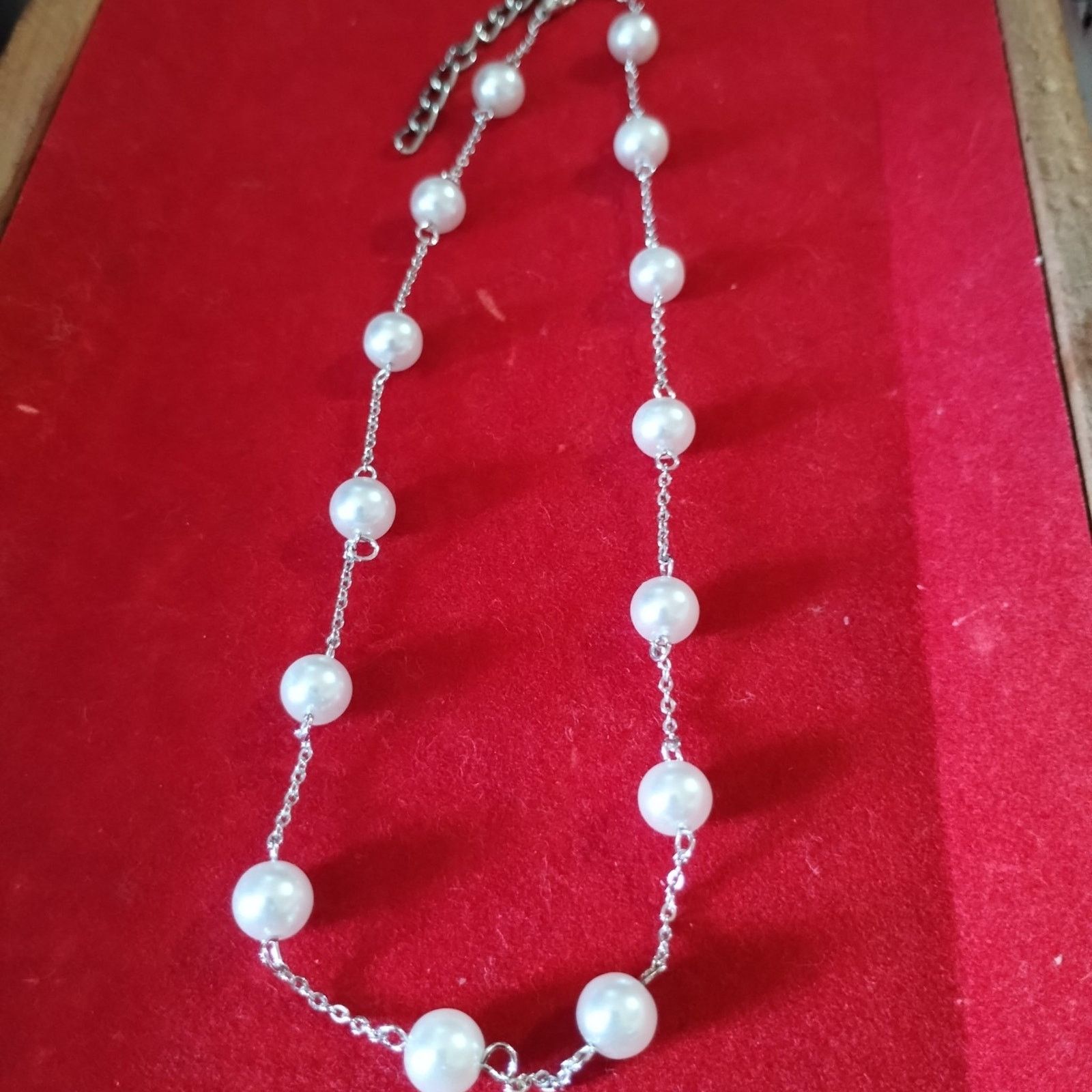 Vintage Very dainty silver chain Pearl necklace Size ONE SIZE - 1 Preview