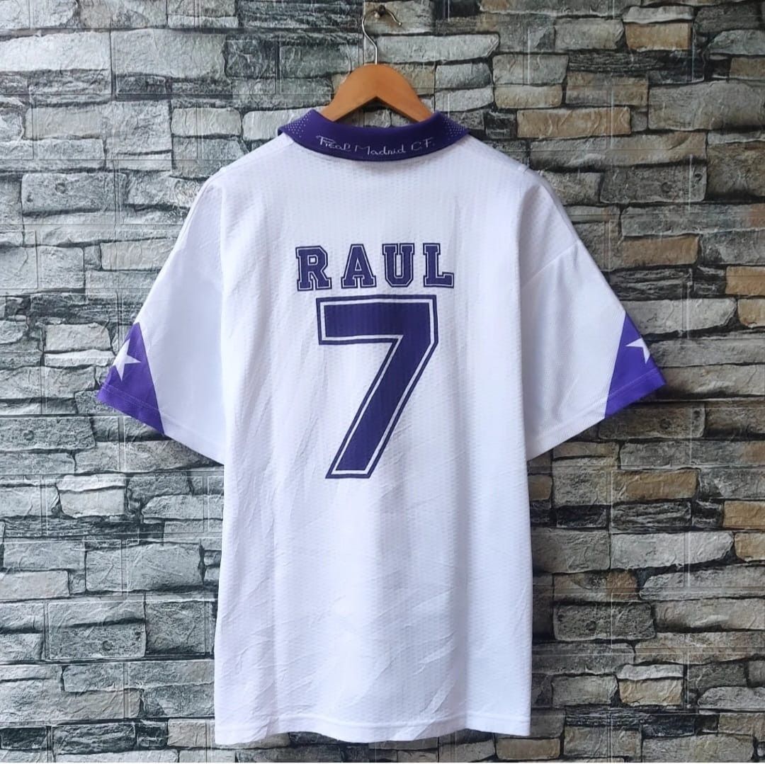 Vintage 1996/97 Taquy Real Madrid 'RAUL' Home Jersey Size US L / EU 52-54 / 3 - 2 Thumbnail