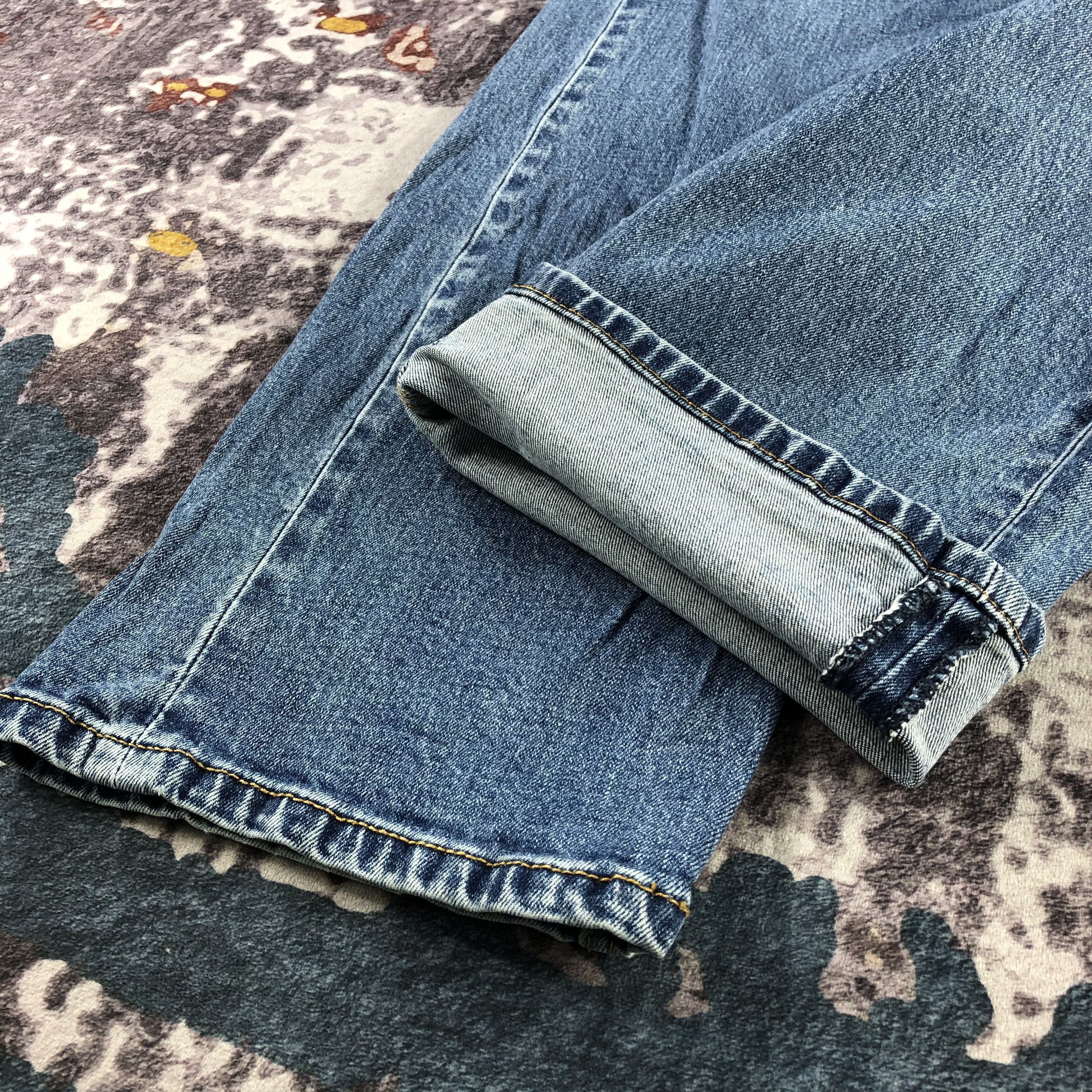 Levi's × Vintage Vintage Blue Wash Levis 505 Jeans-JM2899 Size US 39 - 7 Thumbnail