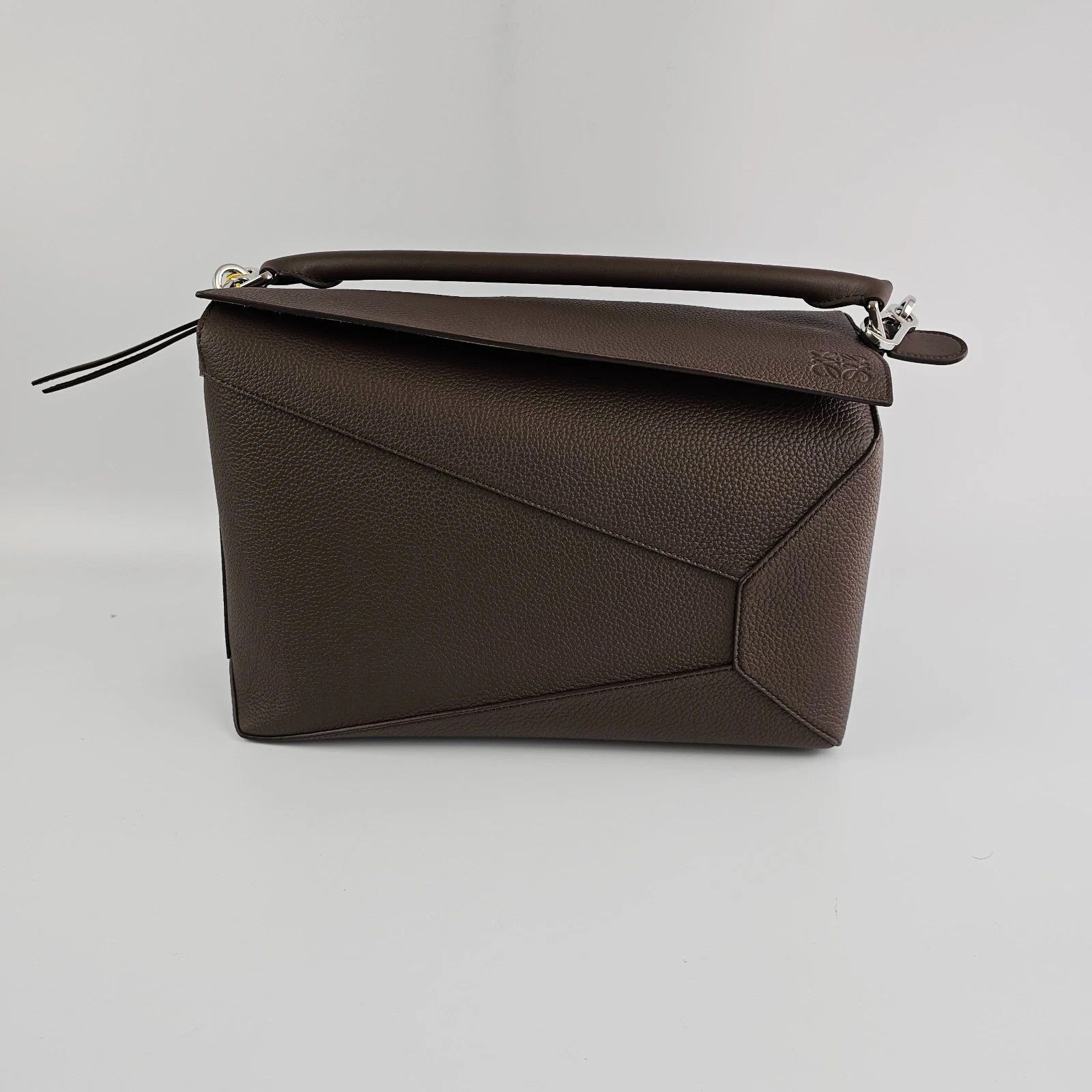 Loewe LOEWE Puzzle Large Edge Dark Cigar Leather Handbag Size ONE SIZE - 7 Thumbnail