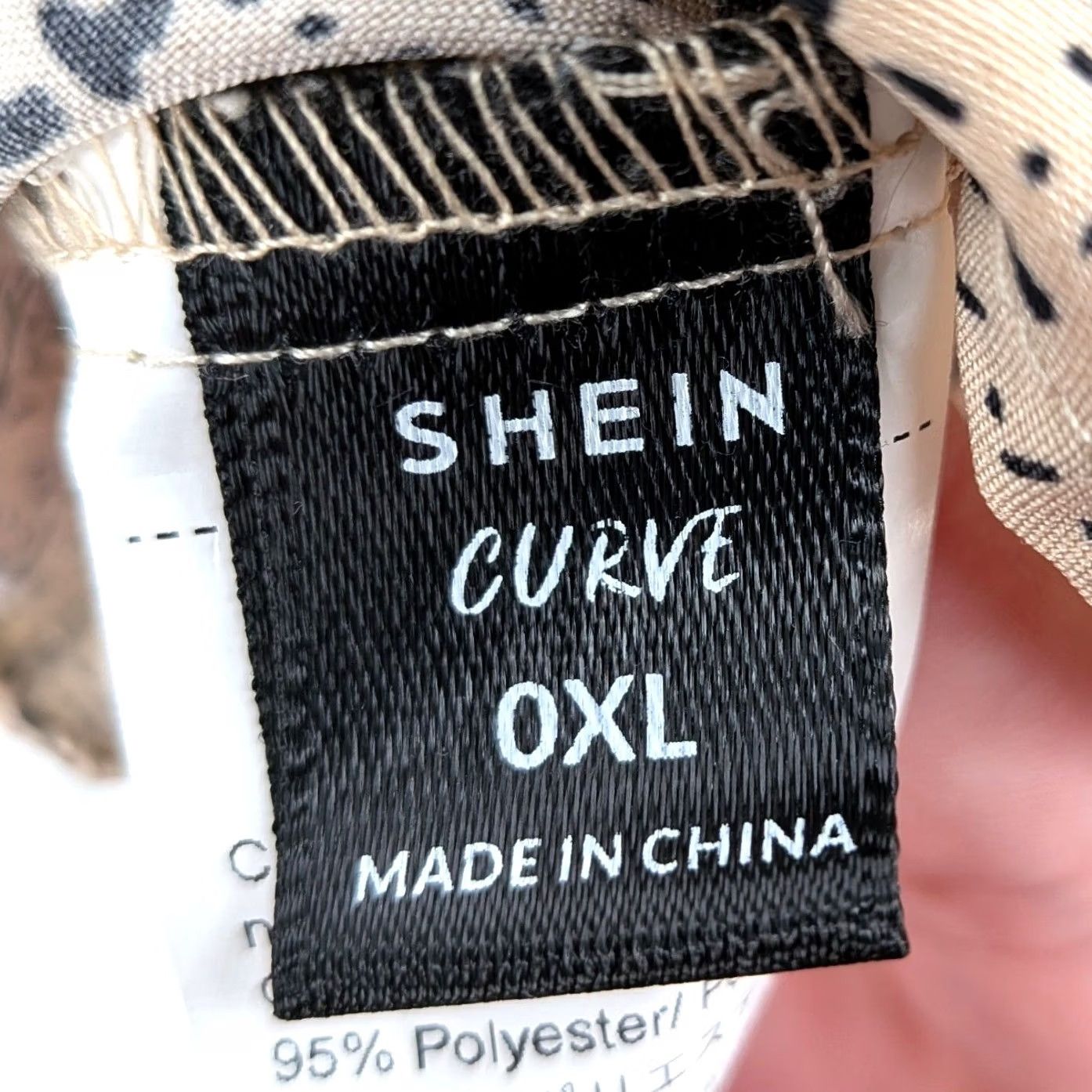 Shein SHEIN is the primary product Size XL / US 12-14 / IT 48-50 - 4 Thumbnail