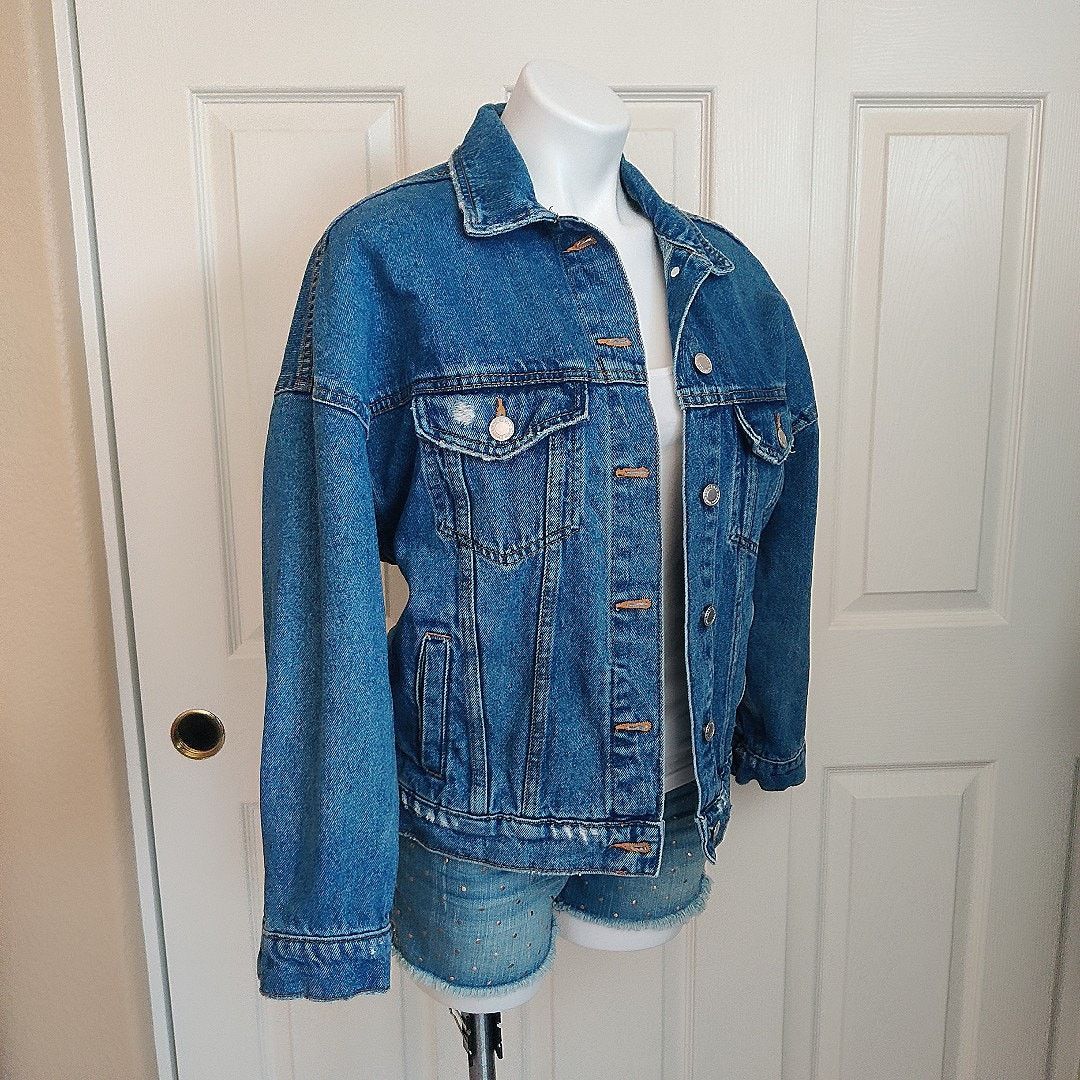 Bershka Bershka oversized lightly distressed denim jacket sz XS Size XS / US 0-2 / IT 36-38 - 3 Thumbnail