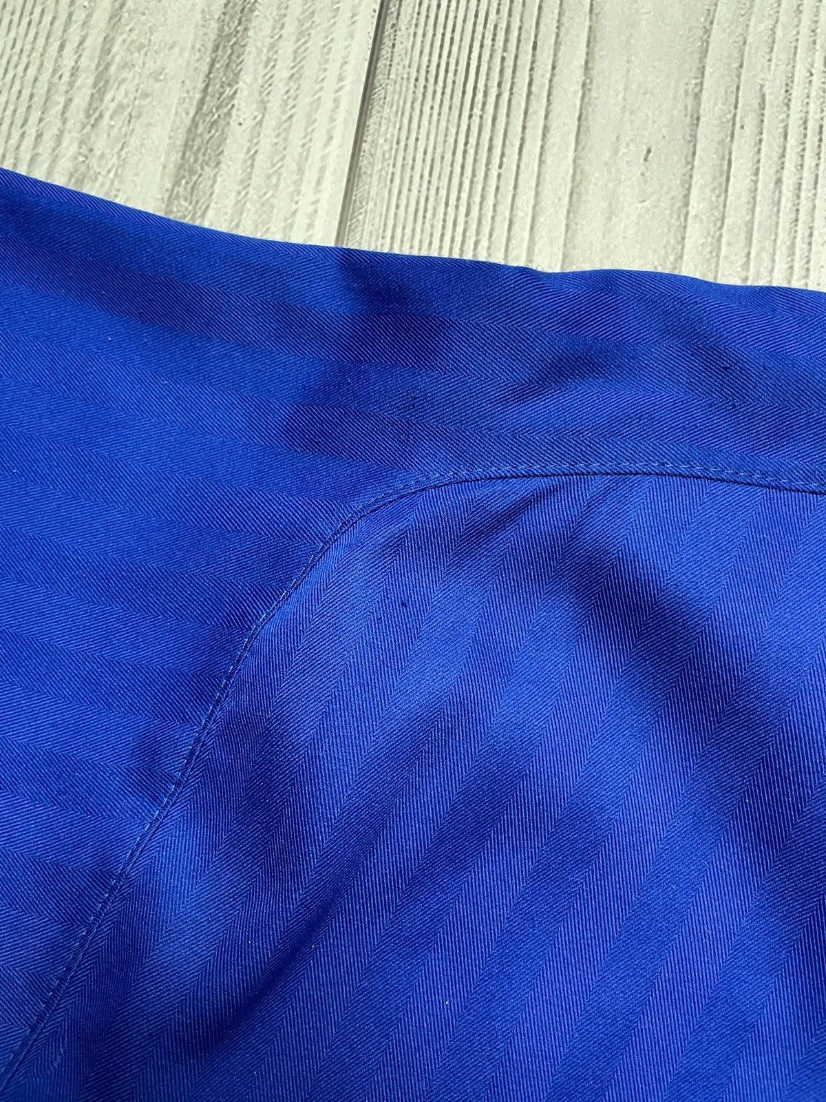 Vintage Vintage Manchester United blue Vodafone soccer jersey L Size US M / EU 48-50 / 2 - 9 Thumbnail