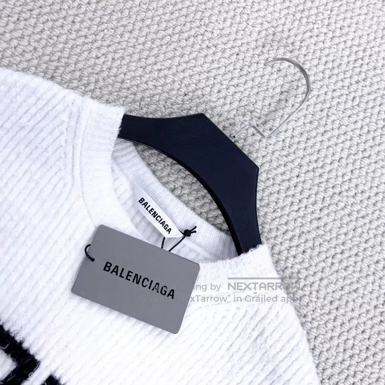 Balenciaga Balenciaga White Floral Double B Buckle Letter Logo Knit S Size US XS / EU 42 / 0 - 3 Thumbnail