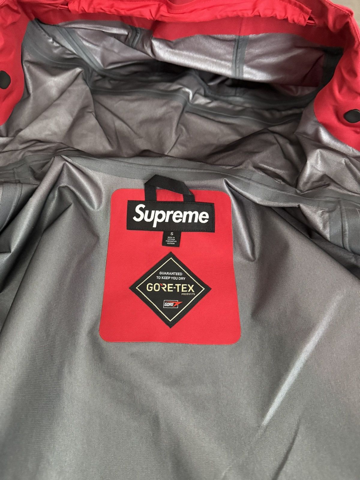 Supreme Supreme Gore-Tex Ghostface Shell Jacket Size US S / EU 44-46 / 1 - 6 Thumbnail