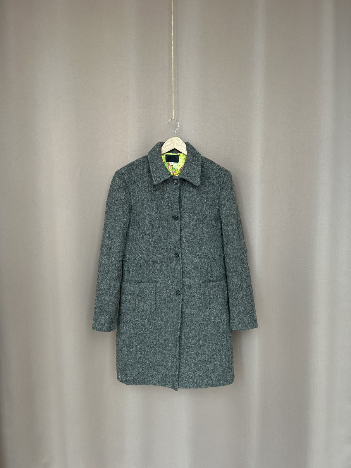 image of Dolce Gabbana x Vintage Dolce Gabanna Wool Coat Made In Italy Long Sleeve Size 46 in Grey, Women's