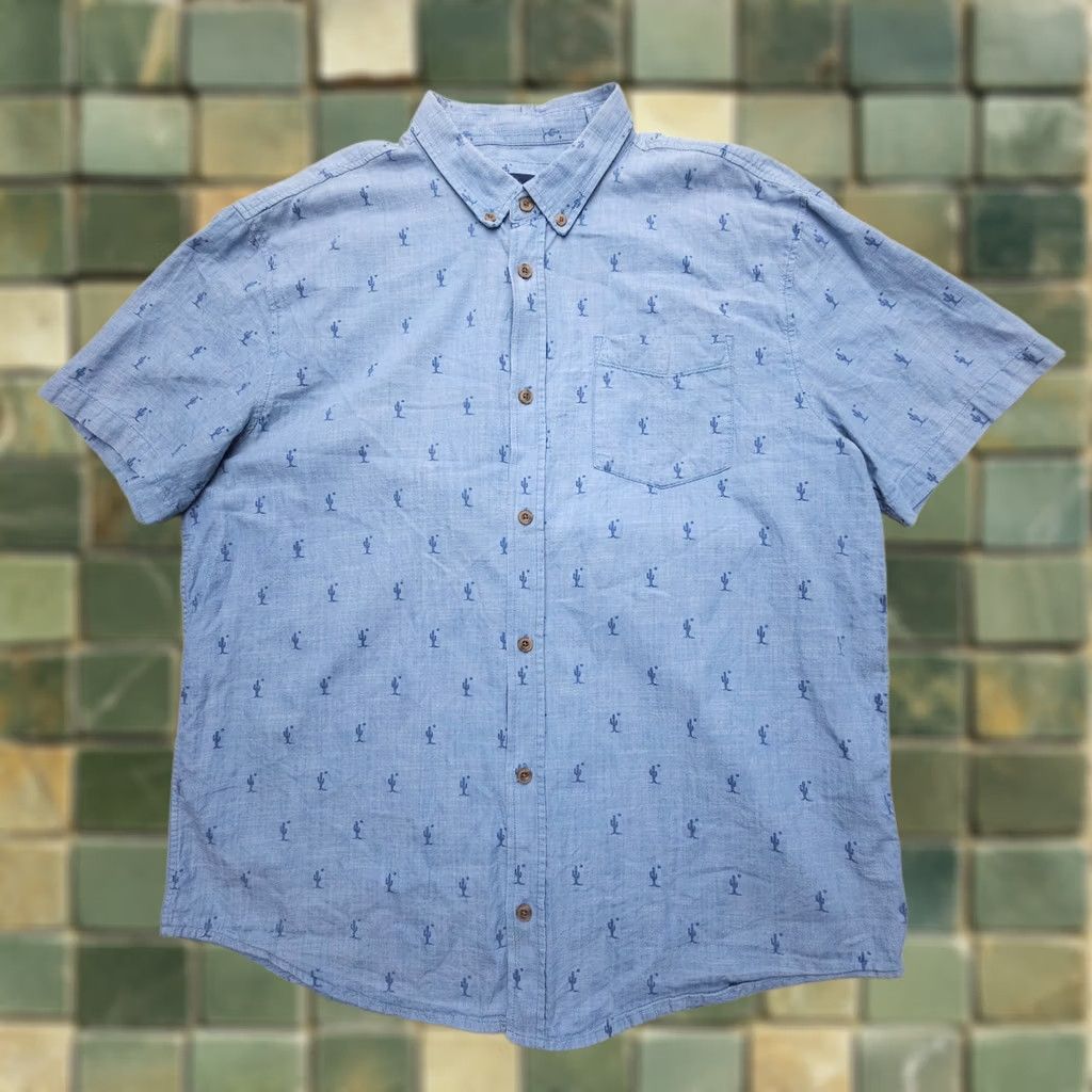 Prana prAna Broderick Short Sleeve Shirt Chambray Cactus Print Mens XL Organic Cotton Size US XL / EU 56 / 4 - 1 Thumbnail