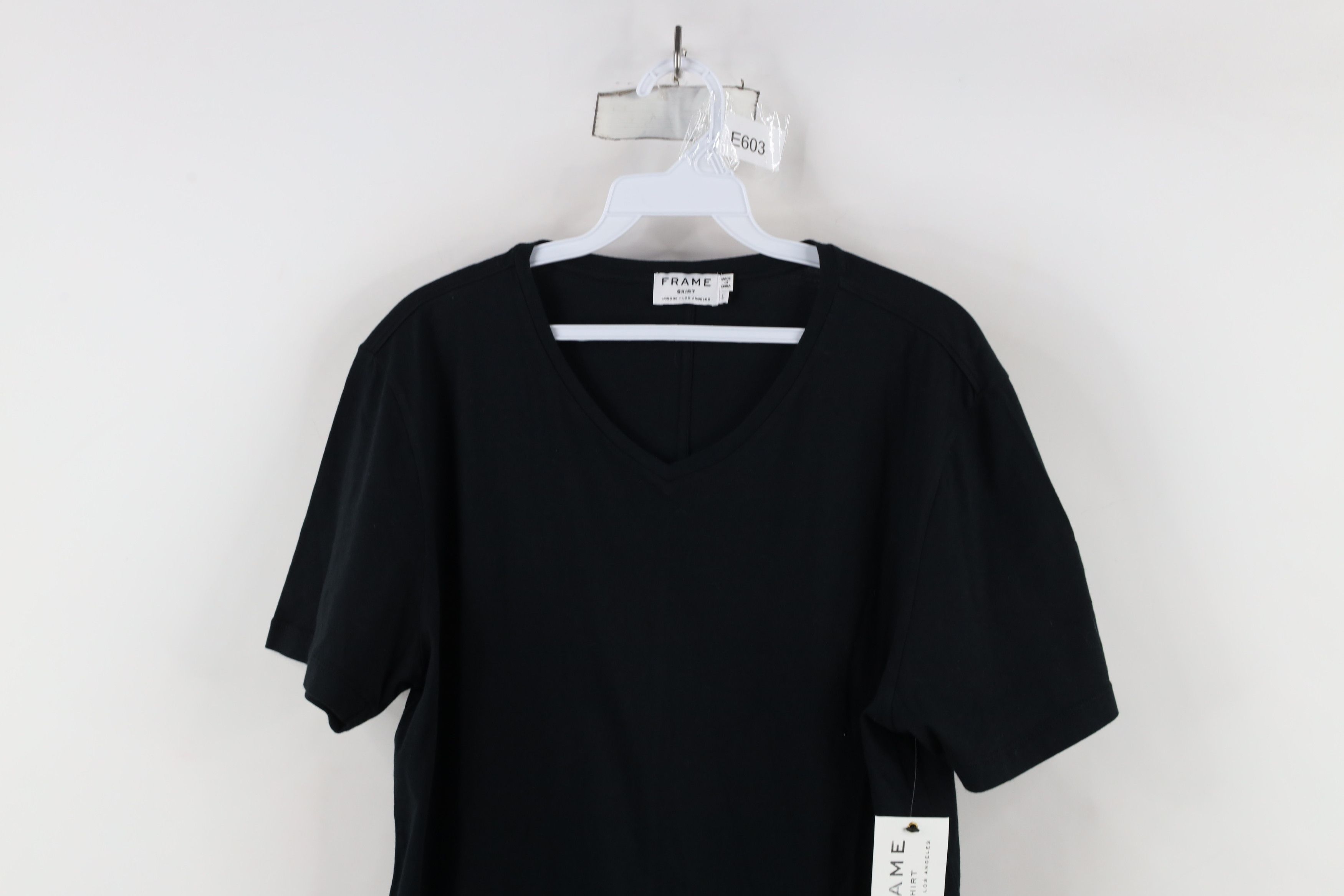 Frame × Vintage New Frame Denim Cotton Short Sleeve V-Neck T-Shirt Black Size US L / EU 52-54 / 3 - 2 Thumbnail