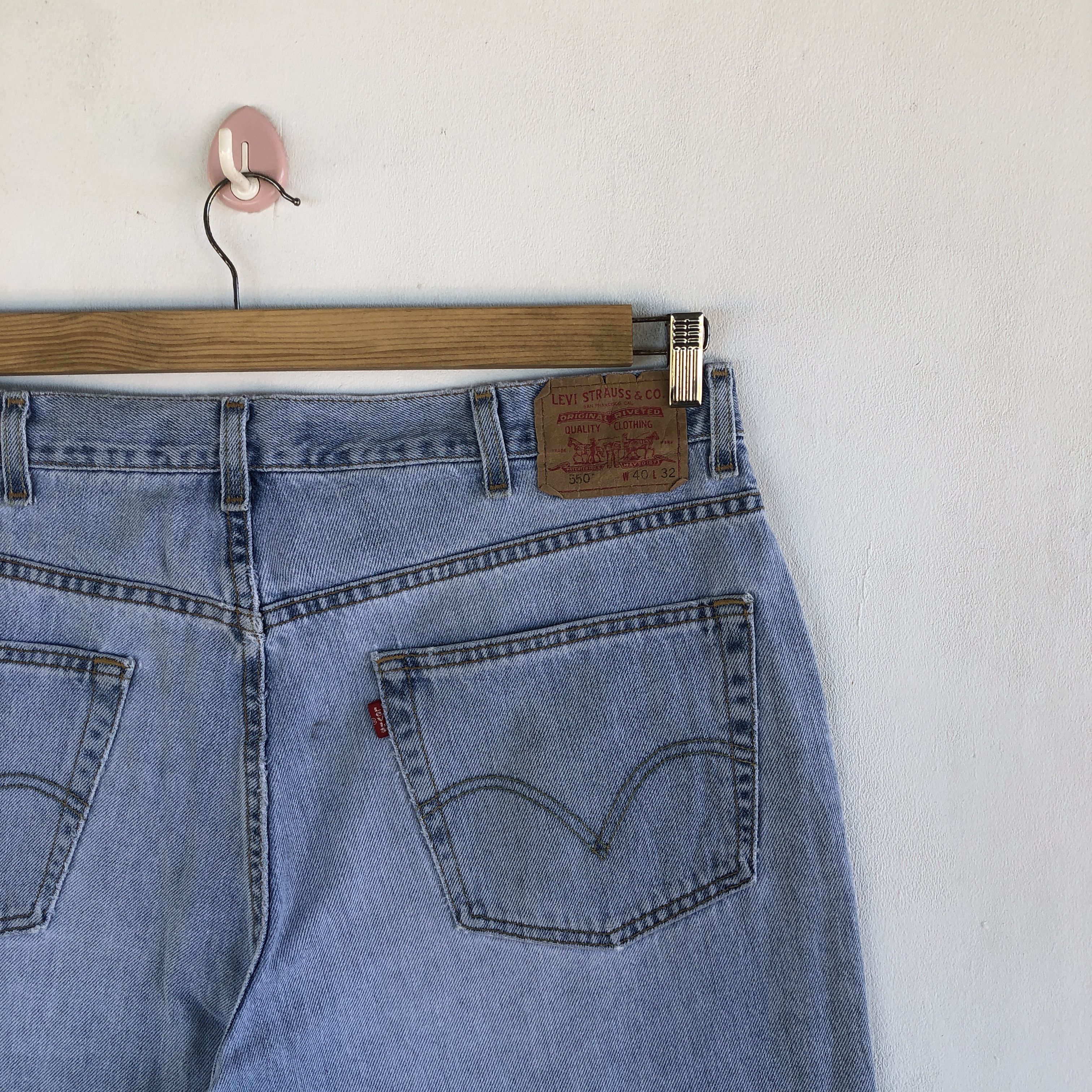 Levi's Vintage Light Wash Levi's Jeans Levi's 550 Denim Size US 38 / EU 54 - 5 Thumbnail