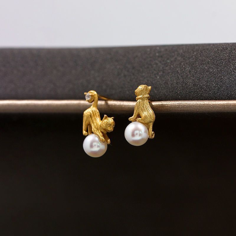Other Curious Cat Pearl Earrings Size ONE SIZE - 3 Thumbnail