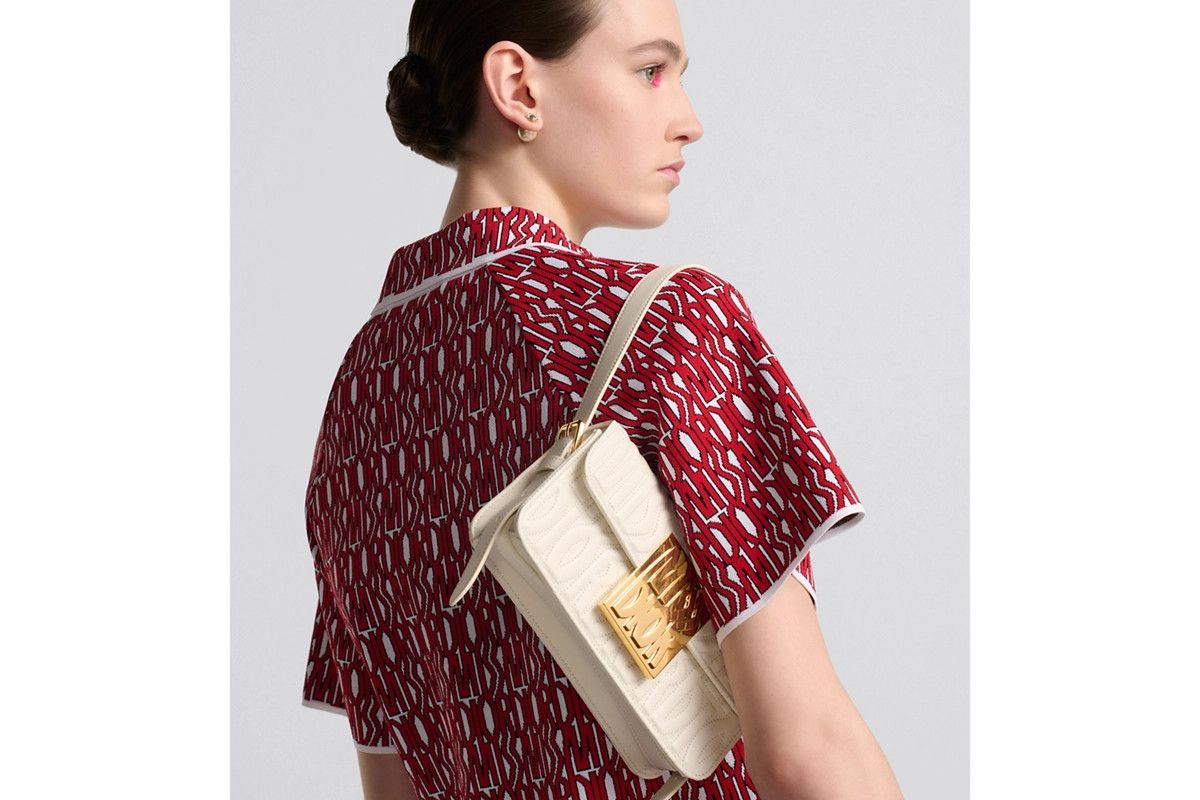 Dior o1bcso1str0226 Size:OS/Miss Dior Flap Bag in White Size ONE SIZE - 8 Thumbnail