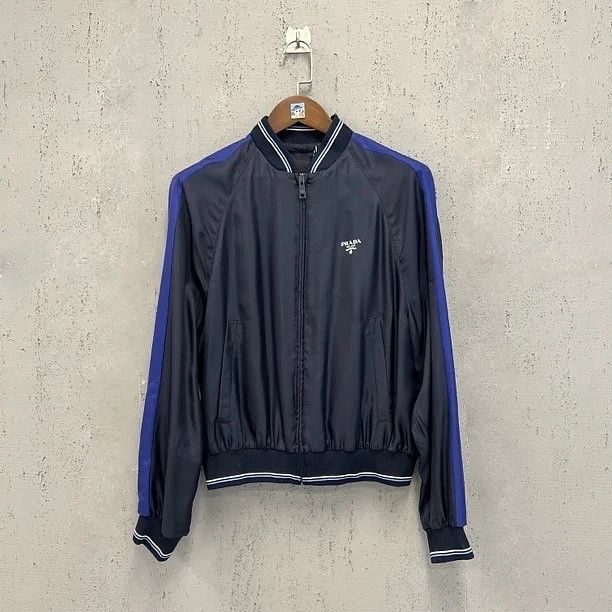 Prada Prada Logo Zip-Up Bomber Jacket Size S Size US S / EU 44-46 / 1 - 1 Thumbnail