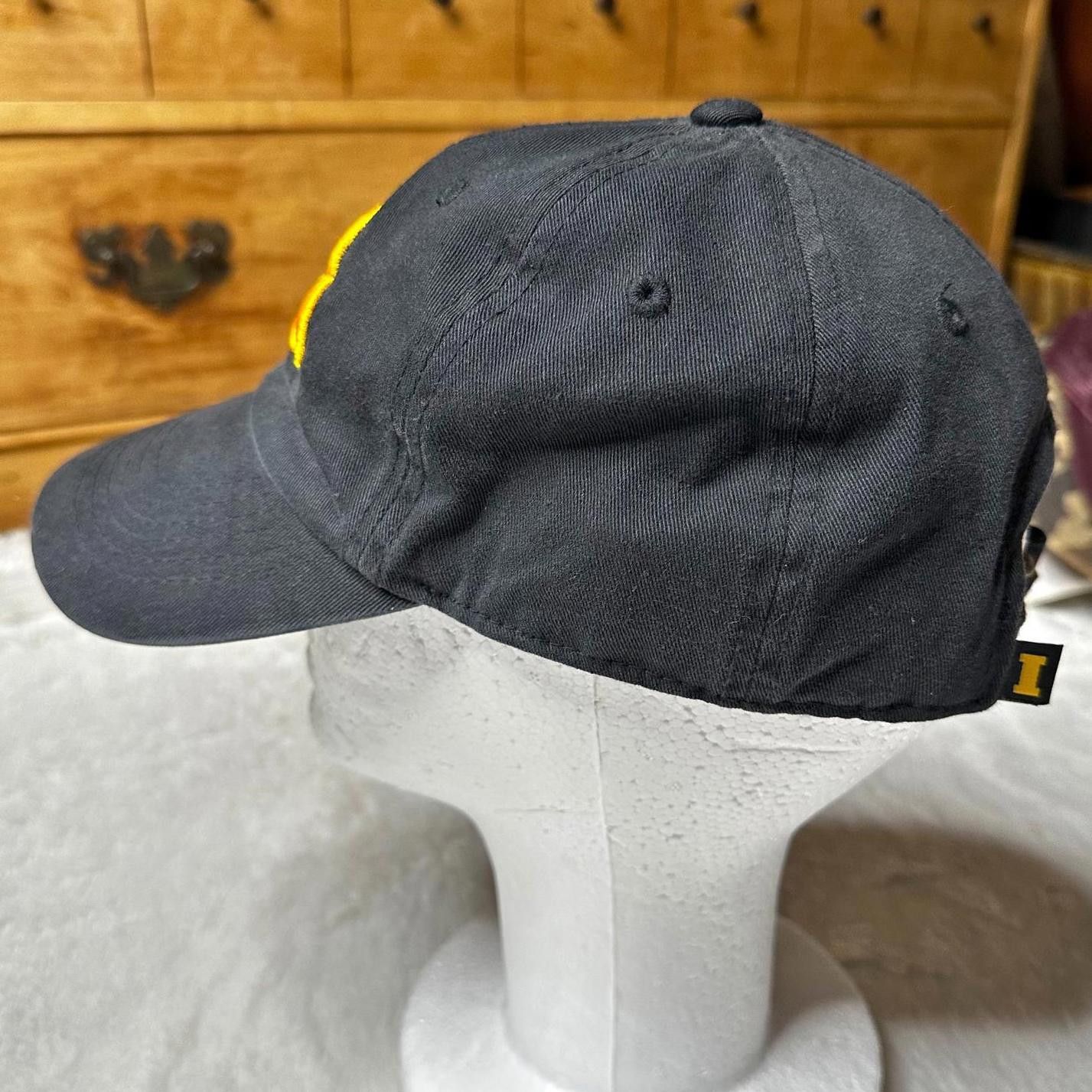 Top Of The World Iowa Hawkeyes Unisex Black Adjustable Baseball Cap OS Size ONE SIZE - 5 Thumbnail
