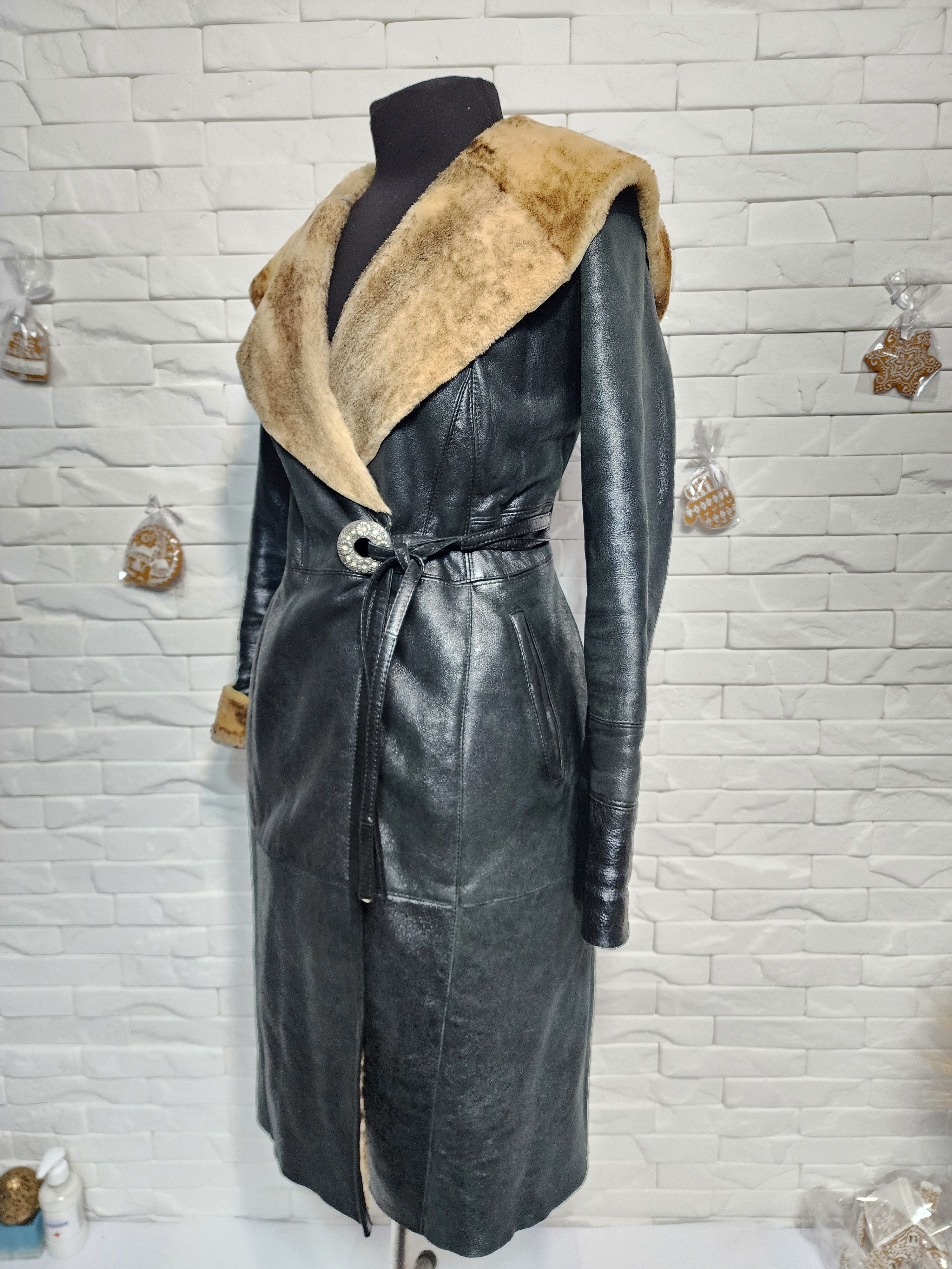 Furla Black Sheepskin Coat: Women's Fur Hood Winter Outwear Size M / US 6-8 / IT 42-44 - 3 Thumbnail