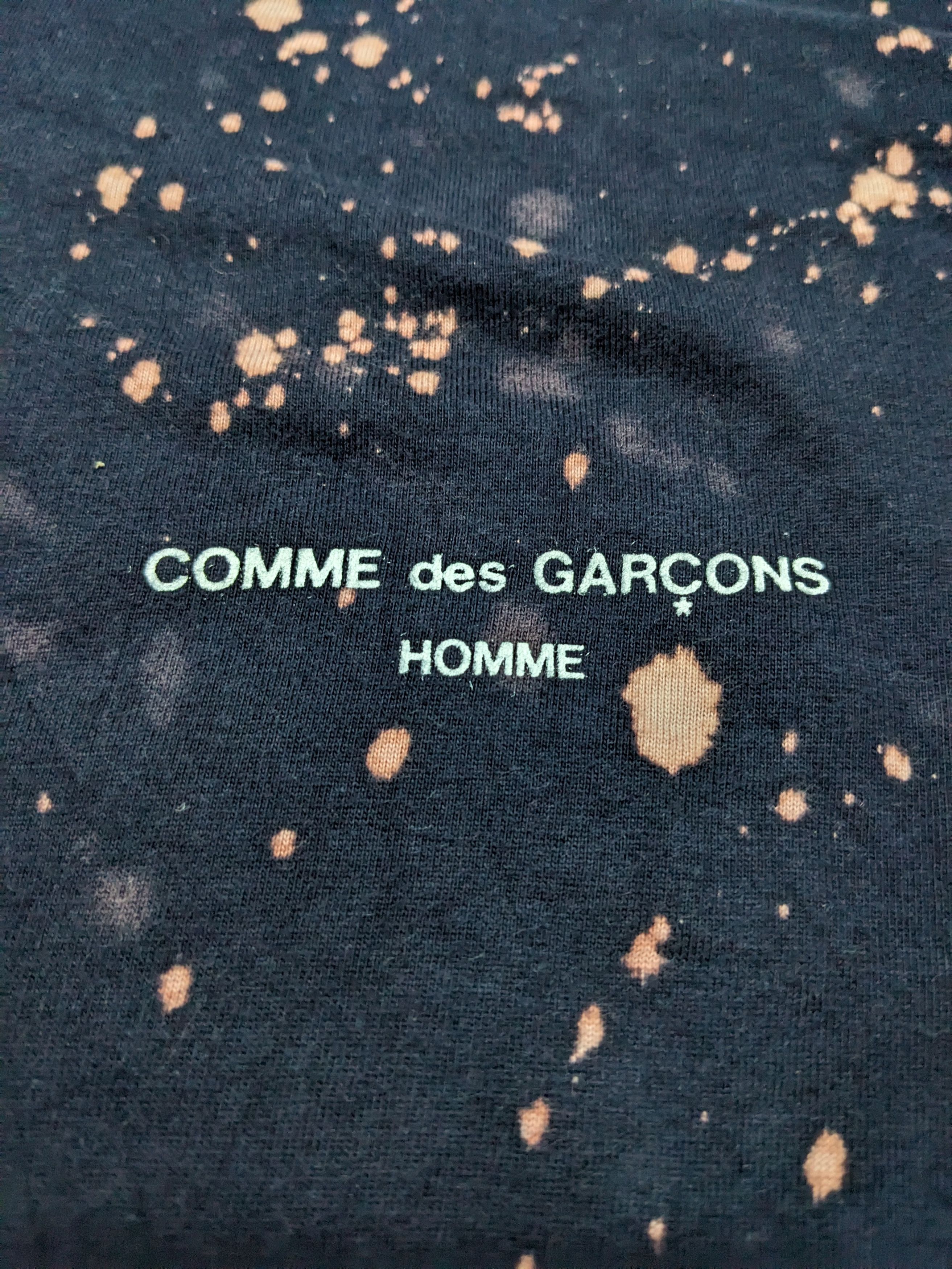 Comme des Garcons Homme COMME des GARÇONS Homme Bleach Spellout Black T-SHIRT Size US S / EU 44-46 / 1 - 3 Thumbnail