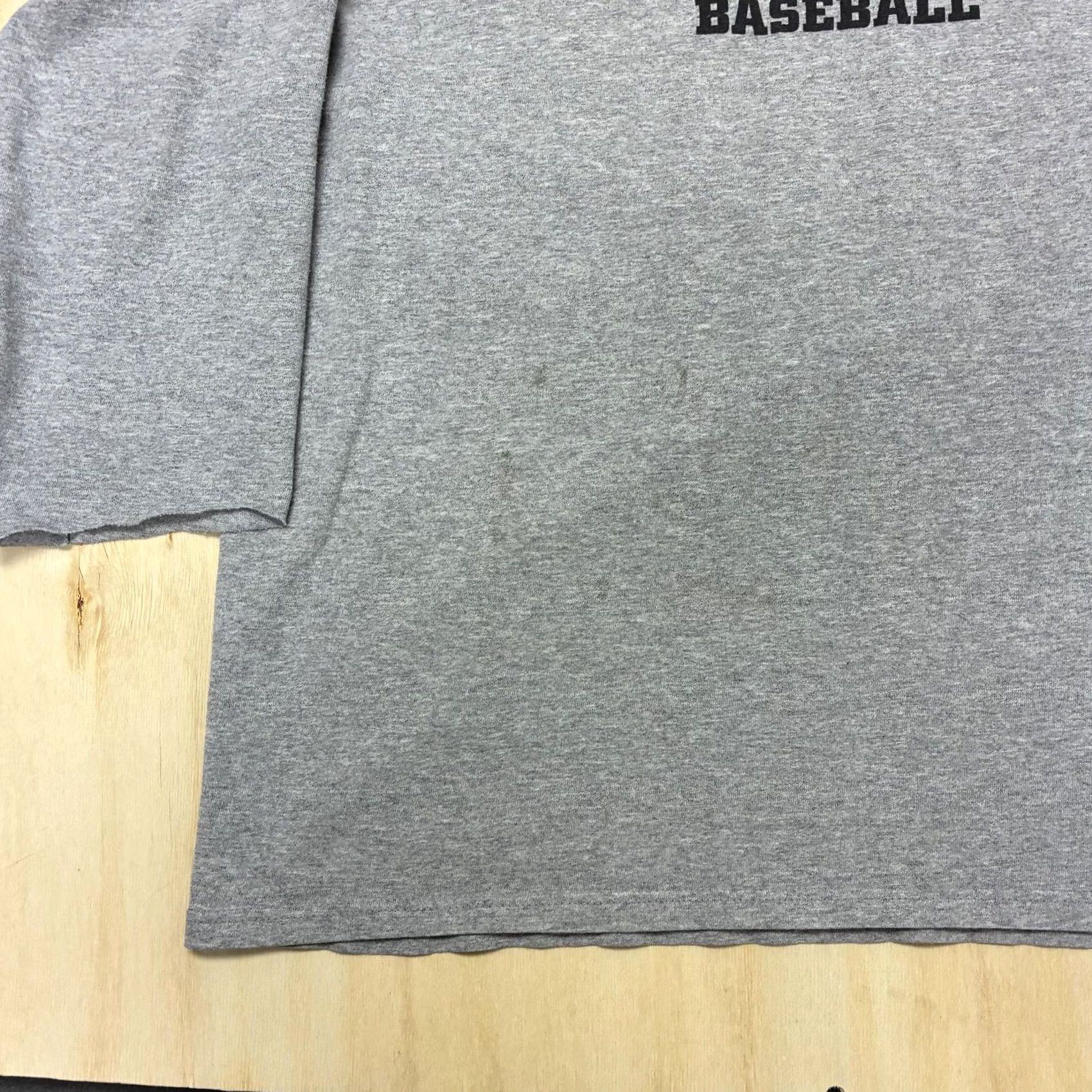 Nike Nike Sweatshirt Mens XL Gray Jersey 3/4 Sleeve Valley Baseball Graphic Center Size US XL / EU 56 / 4 - 3 Thumbnail