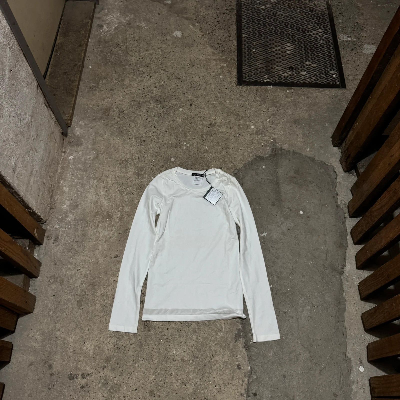 Issey Miyake Vintage 90s Issey Miyake nylon top Size M / US 6-8 / IT 42-44 - 1 Thumbnail