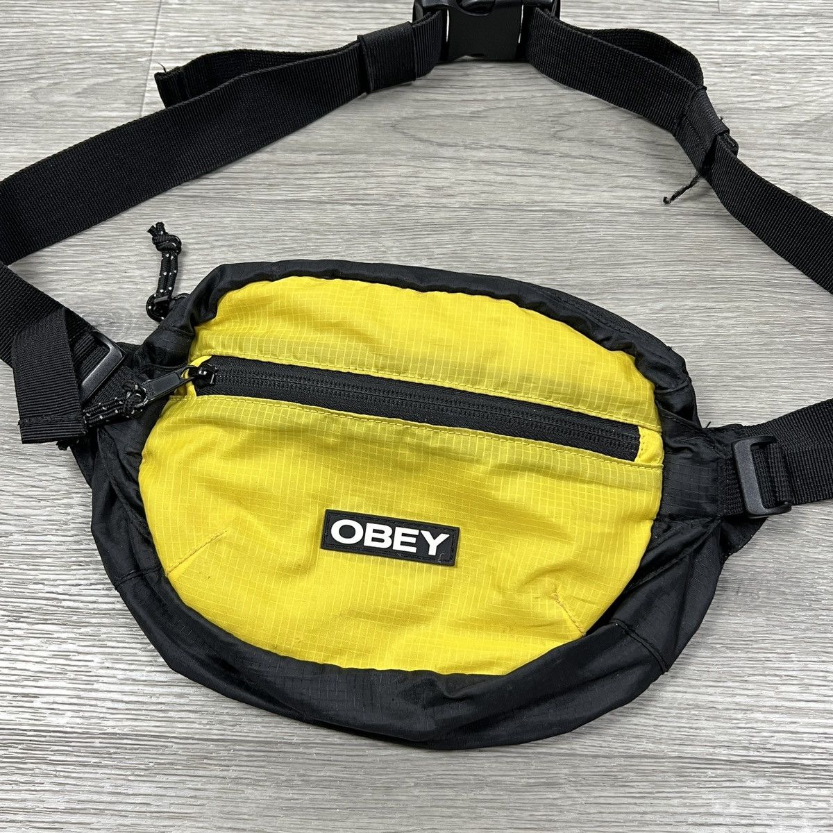Obey Obey Commuter Waist Hip Pack Fanny Pack Crossbody Bag Logo Size ONE SIZE - 2 Thumbnail