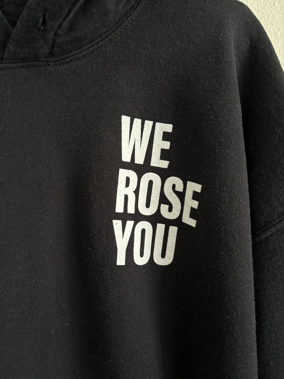 Vintage We Rose You Hoodie Size US XL / EU 56 / 4 - 4 Thumbnail