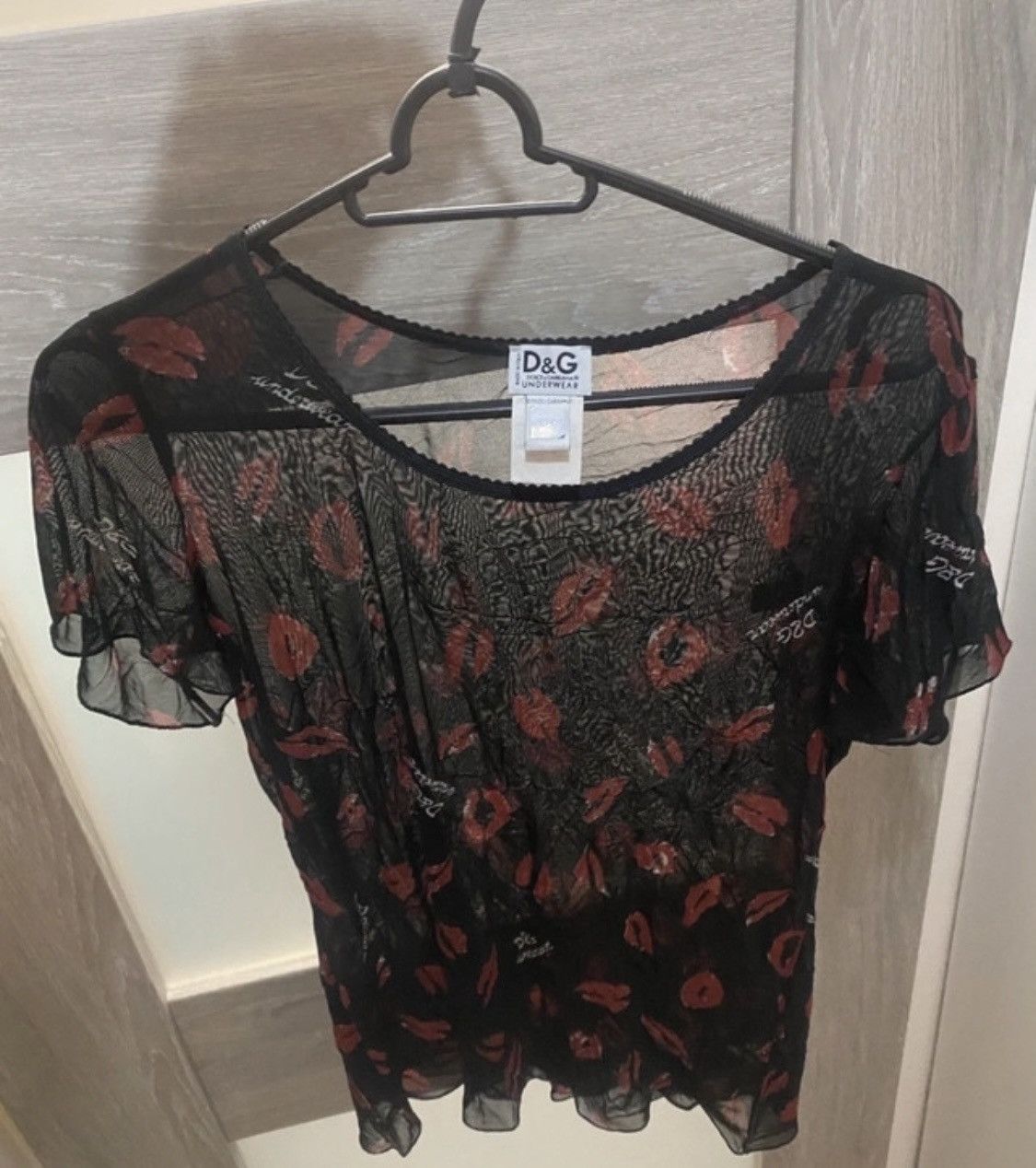 Dolce & Gabbana Luxury VINTAGE DOLCE & GABBANA UNDERWEAR RED LIPS VERY RARE Size US S / EU 44-46 / 1 - 1 Thumbnail