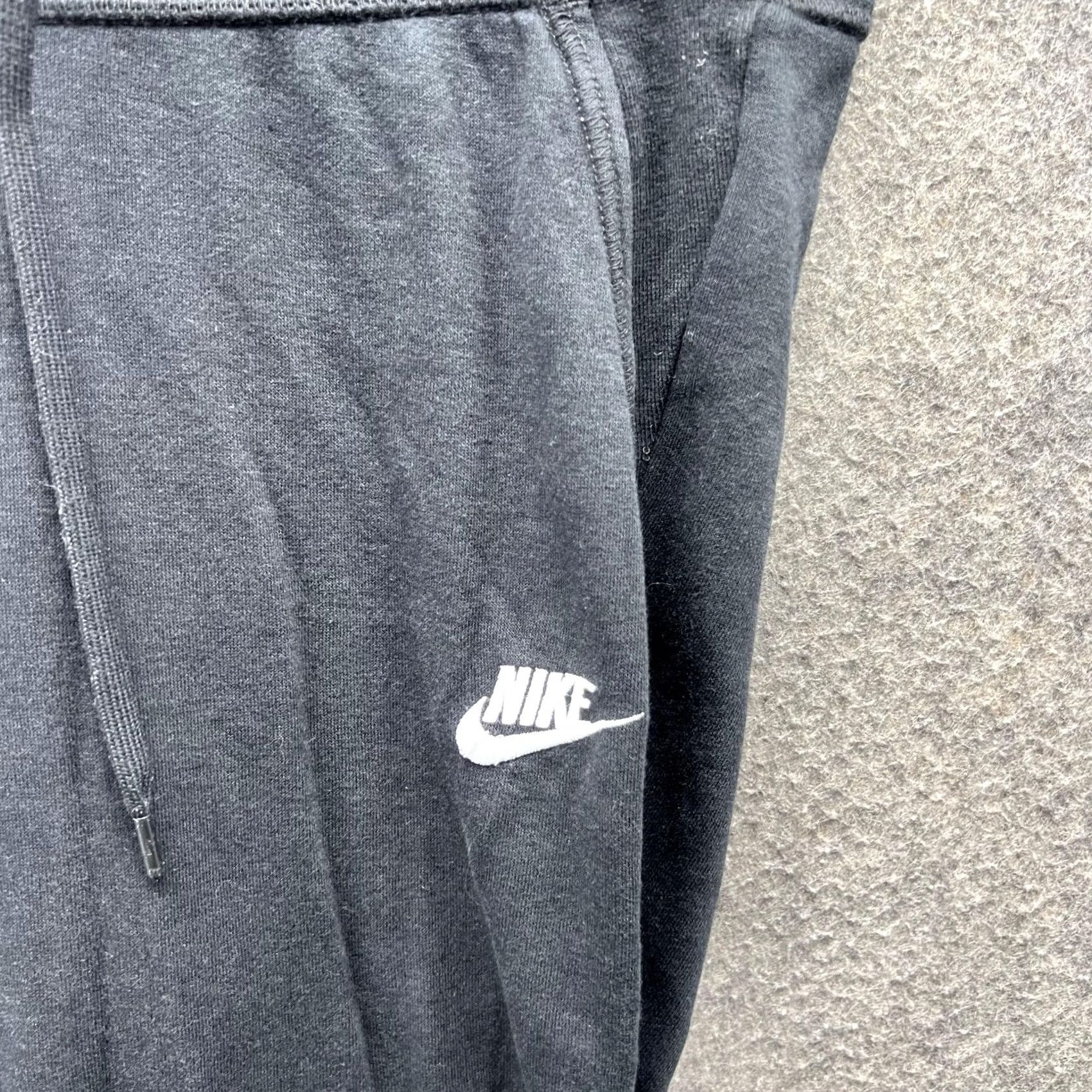 Nike Nike Sweatpants Women Medium Black Athletic Jogger Cotton Fleece Pockets Casual Wool? Size 32" / US 10 / IT 46 - 5 Thumbnail
