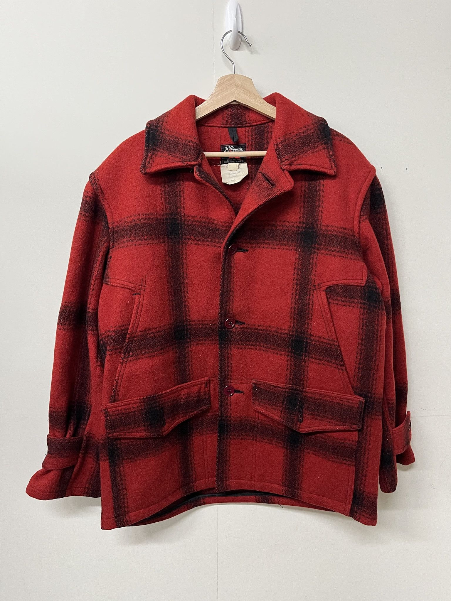 Woolrich Woolen Mills Vintage 1980s JC Higgins thick Red Check Wool Coat Size M Size US M / EU 48-50 / 2 - 1 Thumbnail