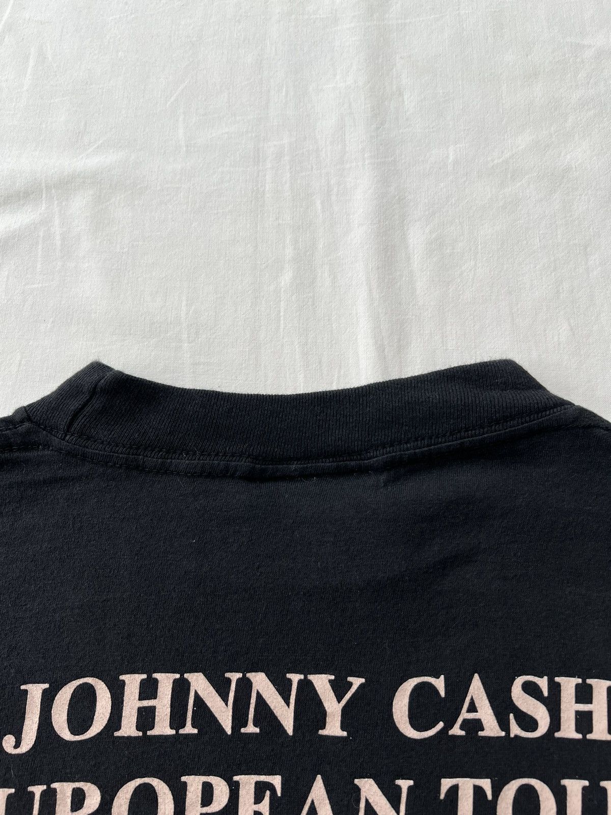Band Tees Vintage 1997 Johnny Cash European Tour Black T-shirt Size US XL / EU 56 / 4 - 12 Thumbnail