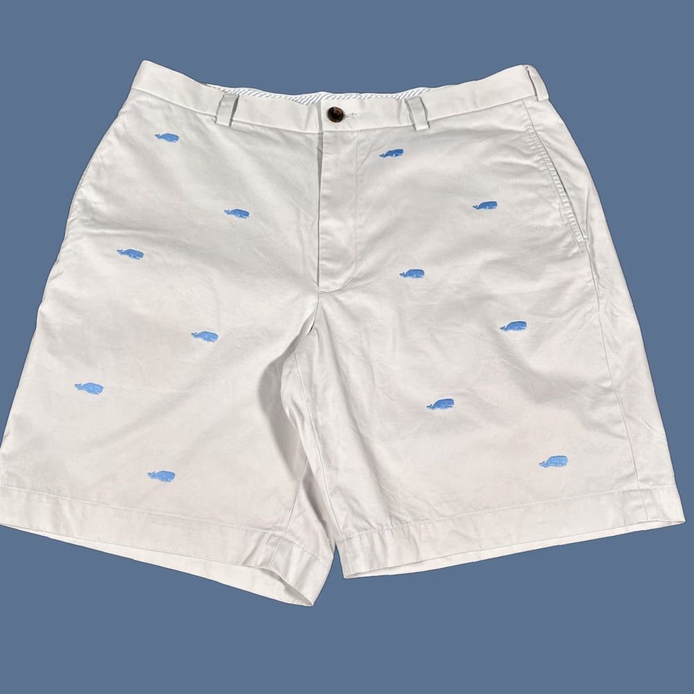 Brooks Brothers BROOKS BROTHERS Mens Chino Shorts W37 Light Khaki Embroidered Whale Casual Preppy Animal Print Size US 37 - 1 Thumbnail