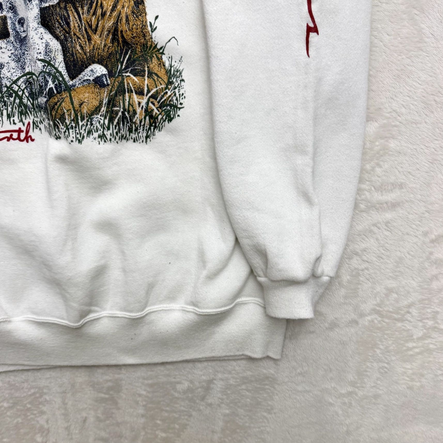 Vintage VINTAGE Explorations Peace On Earth Sweatshirt Mens XL White Graphic Print Lion Lamb Animals Christmas Sweatshirt Mens XL White Size US XL / EU 56 / 4 - 5 Thumbnail