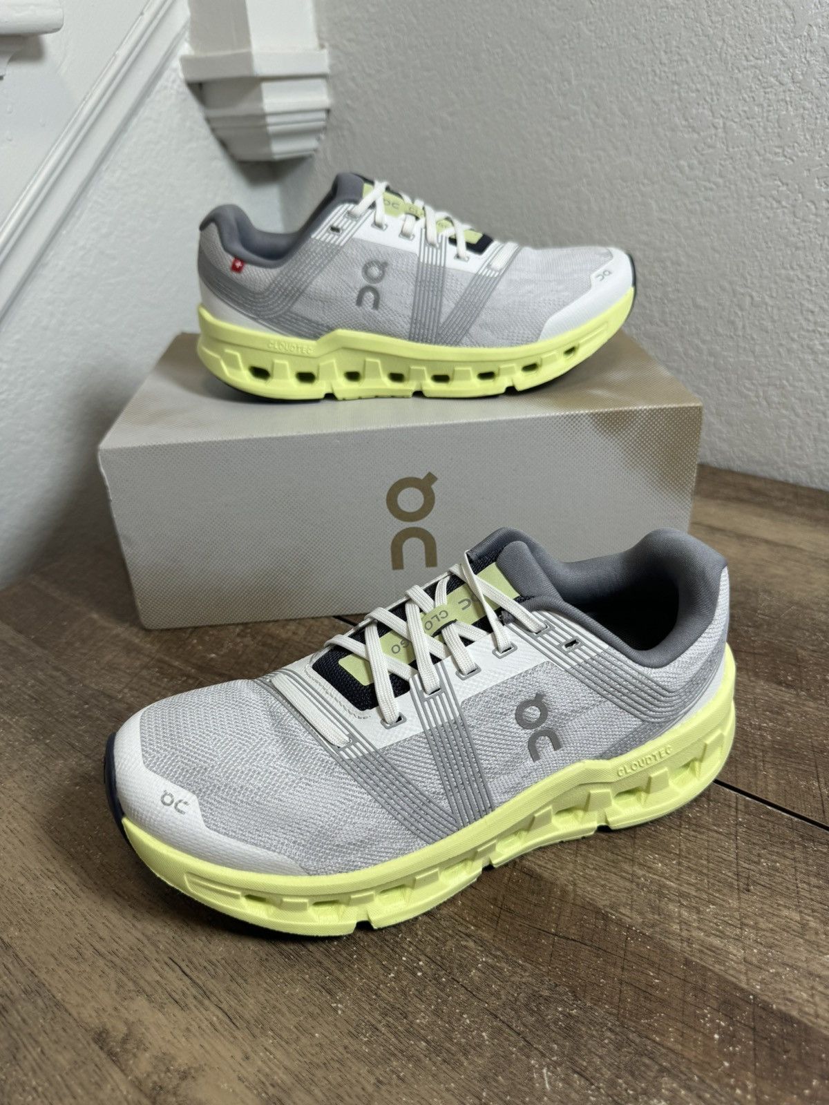 On On Running Cloudgo Shoes Frost/Hay Womens Size 8 NEW Size US 8 / IT 38 - 2 Thumbnail