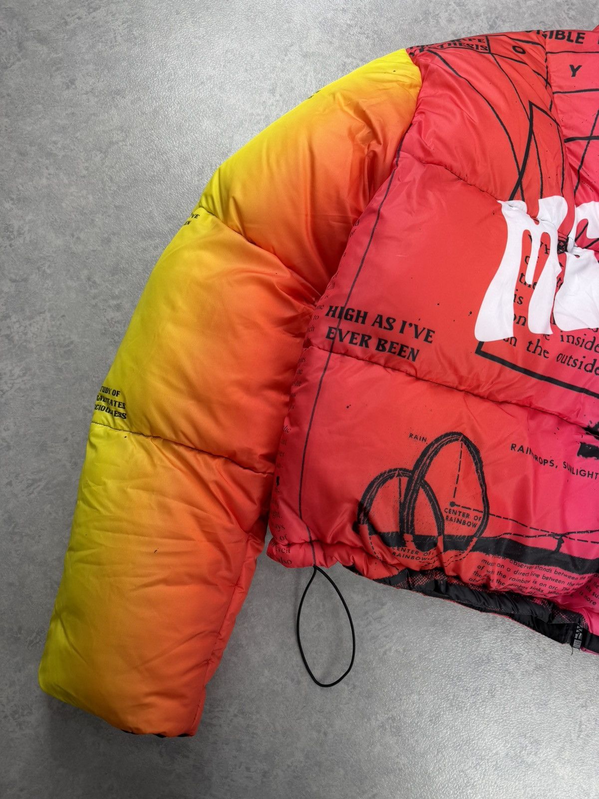 MSFTSrep Trippy Summer Rainbow Puffer Jacket Size L