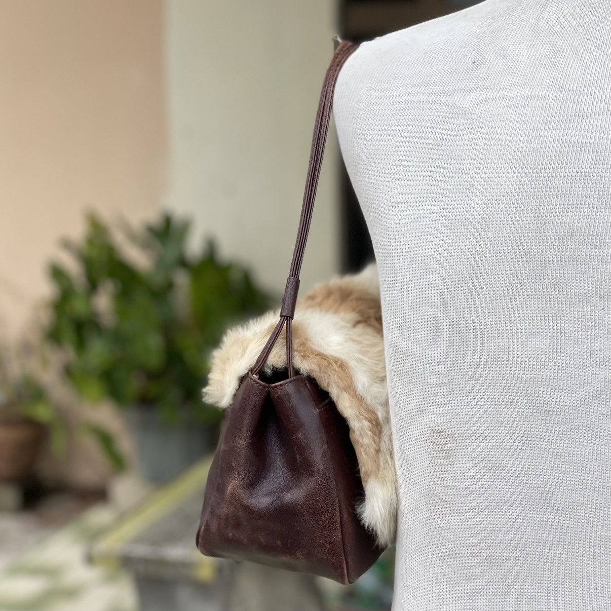 Leather × Vintage Vintage Aprilea Leather & Fur Hanbag Size ONE SIZE - 5 Thumbnail