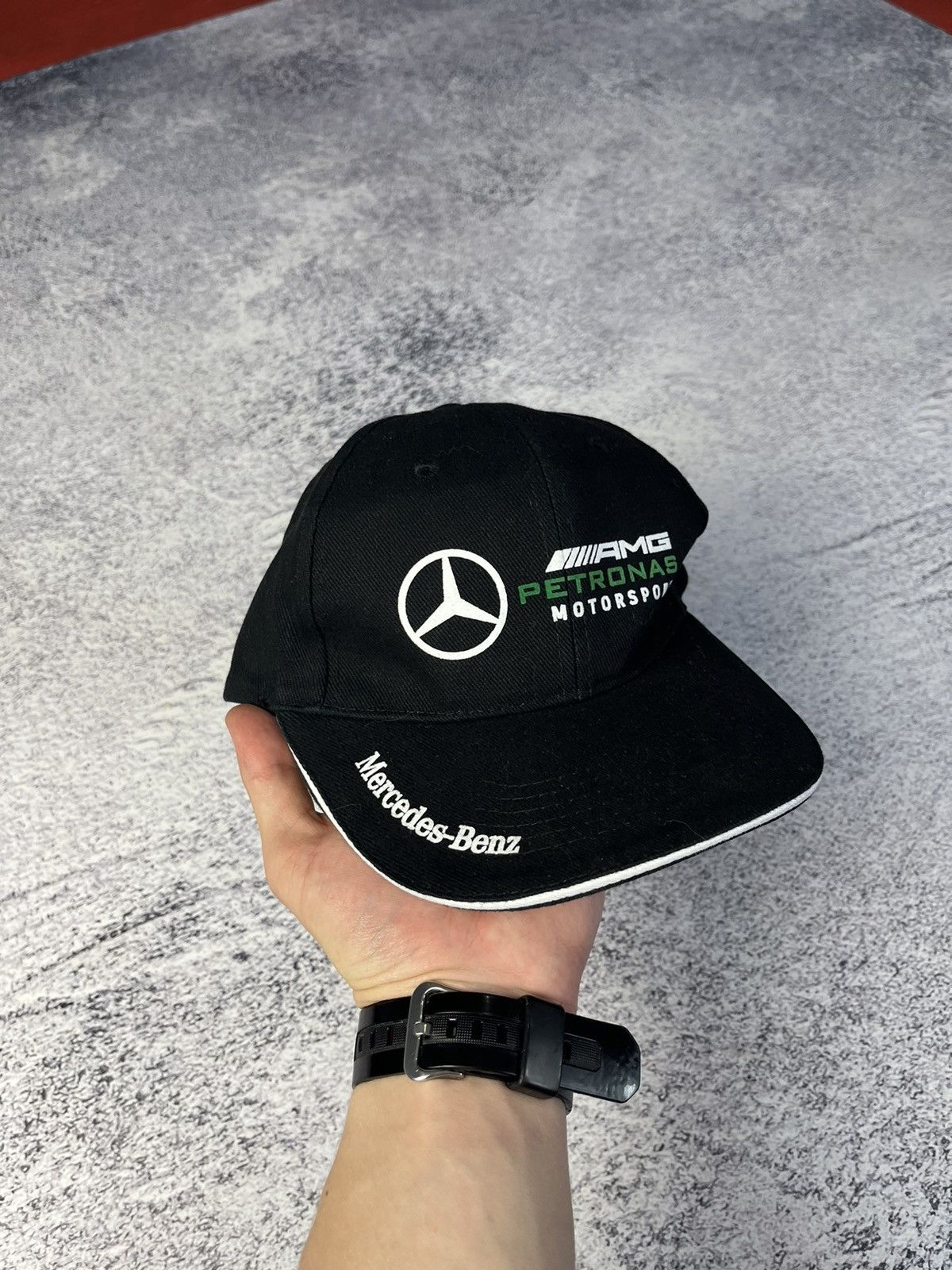 Formula 1 Vintage Mercedes Benz Rare Cap AMG Petronas Formula 1 OS Size ONE SIZE - 1 Thumbnail