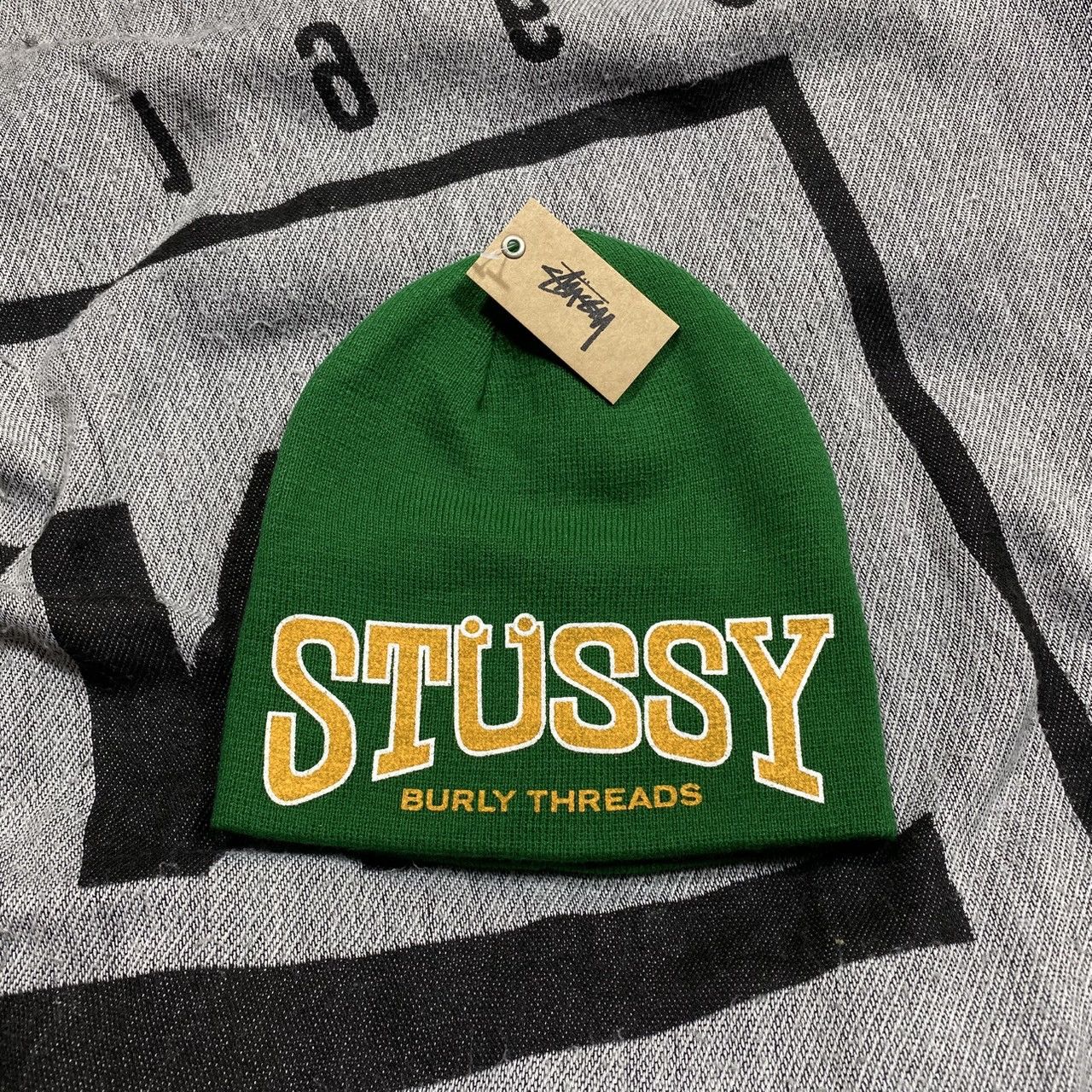 HYPE Stussy Burly Threads Skullcap Beanie Hat Green