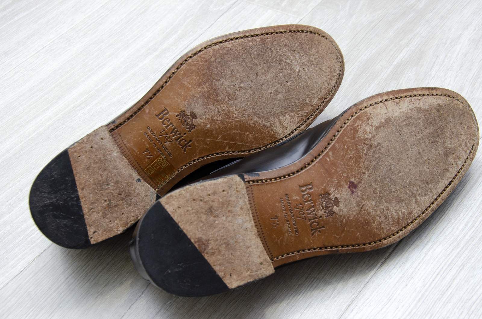 Berwick 1707 Loafers Berwik 8491-KP9 Cordovan Black Size 7 1/2 Size US 7.5 / EU 40-41 - 9 Thumbnail