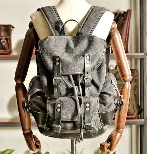 Japanese Brand Vintage Outdoor Travel Canvas Leather Backpack Size ONE SIZE - 1 Thumbnail