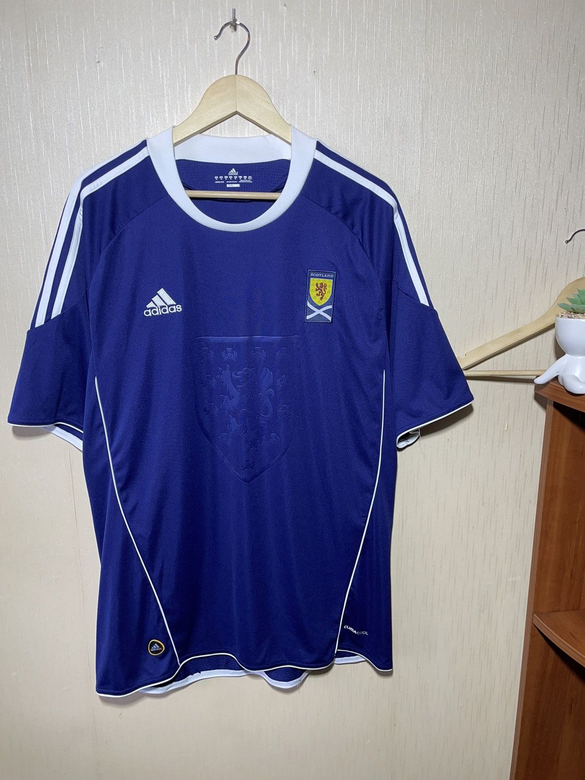 Adidas Adidas Scotland 2010 soccer jersey streetwear Size US XL / EU 56 / 4 - 1 Thumbnail