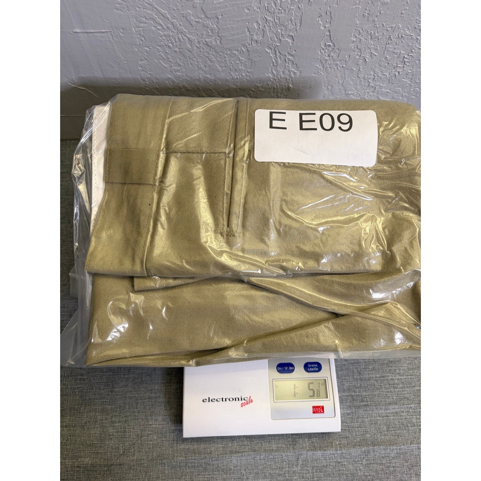 Dickies Dickies Loose Fit Men’s 36x30 Khaki Carpenter Pants Baggy Size US 36 / EU 52 - 14 Thumbnail