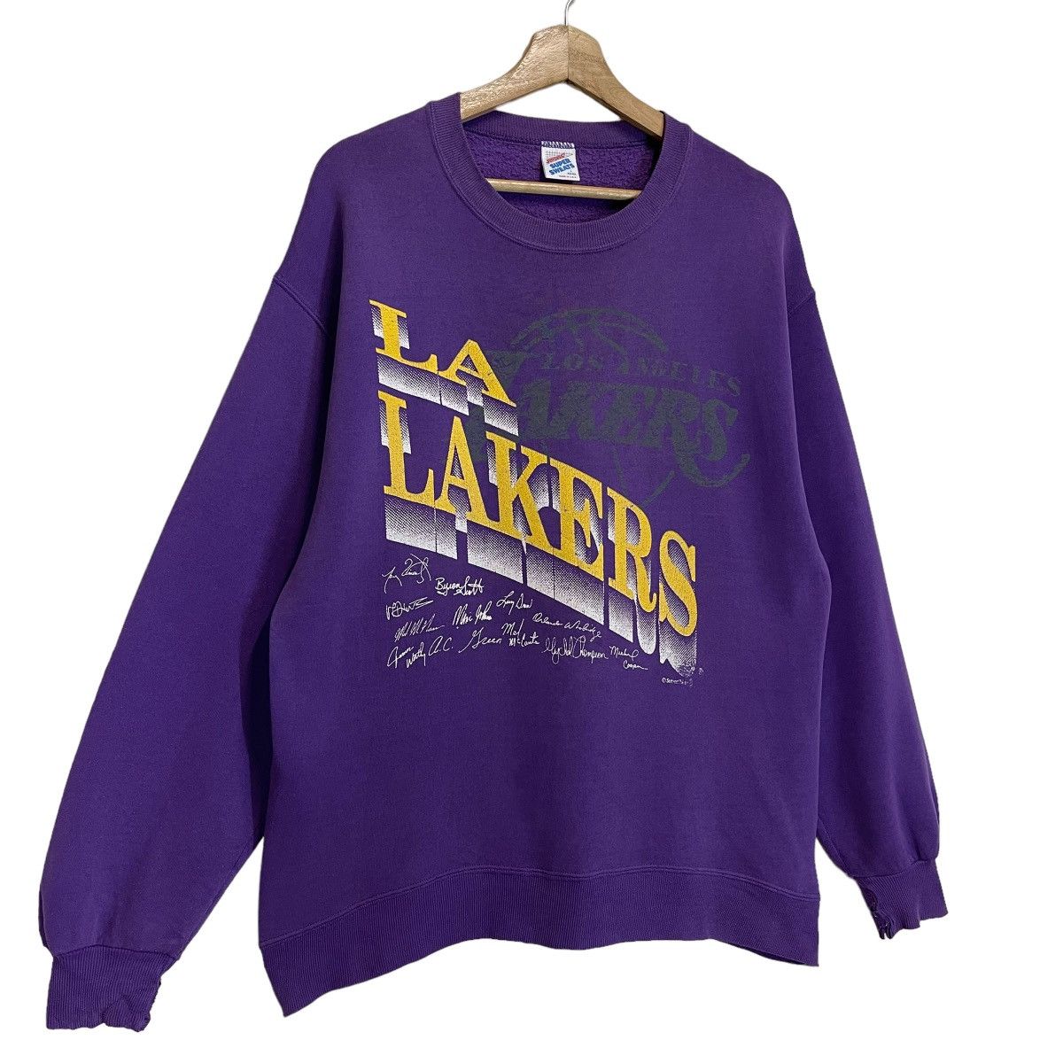 NBA Vintage 90s NBA Los Angeles Lakers Big Logo Sweatshirt Size US M / EU 48-50 / 2 - 2 Thumbnail