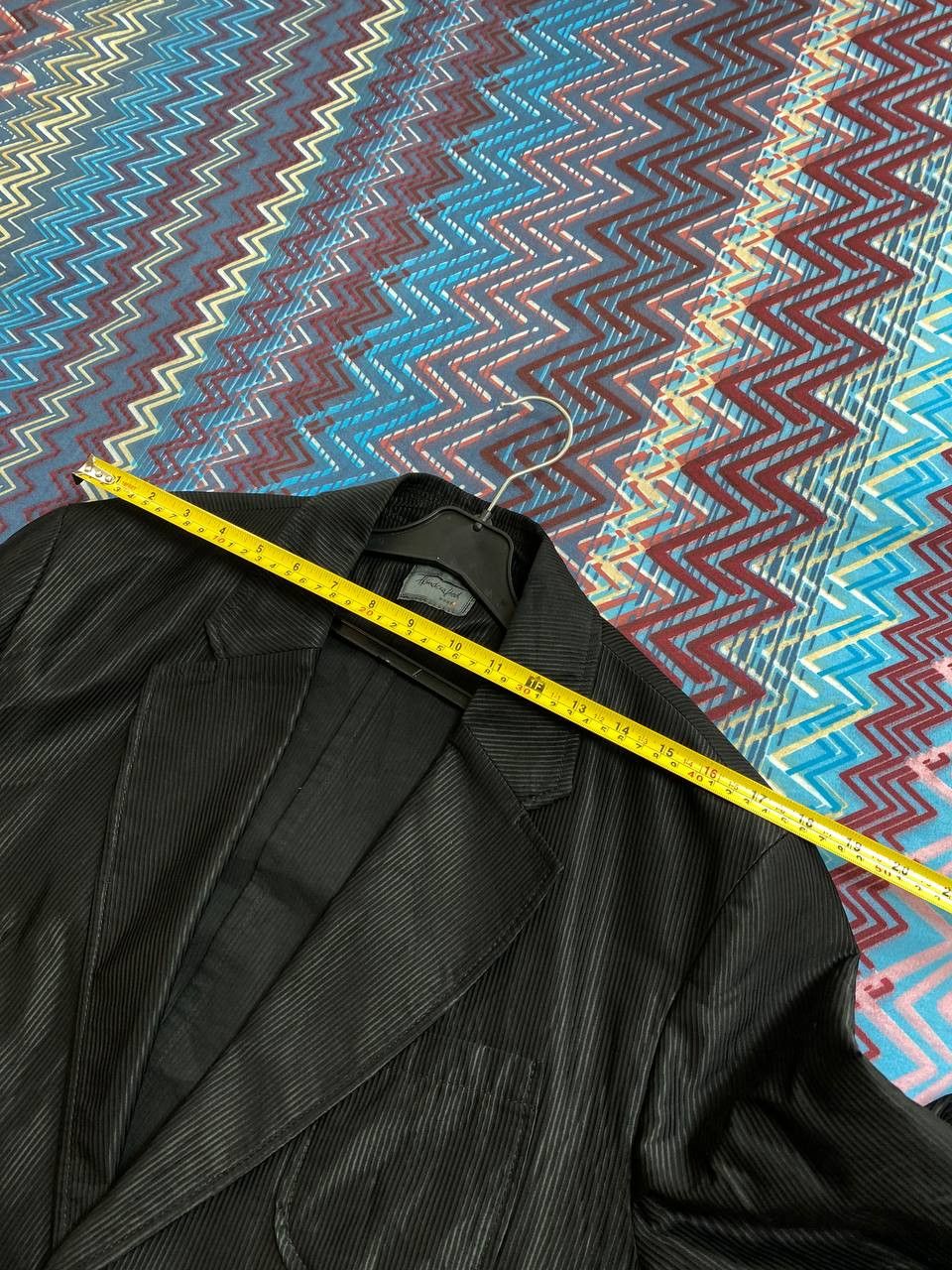 Hugo Boss Blazers Vintage Hugo Boss Y2K Black Streetwear Size 44R - 11 Thumbnail